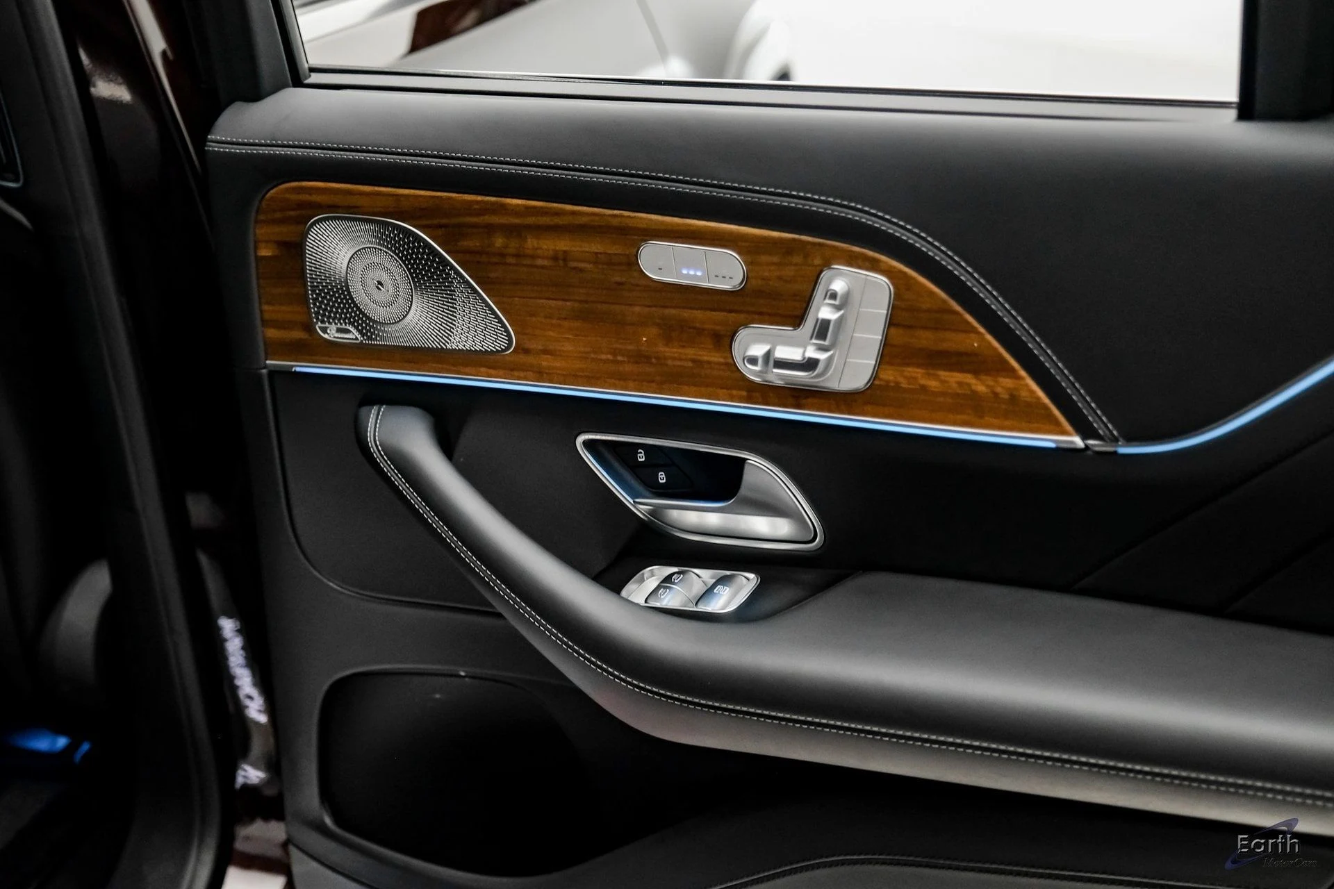 mph103_2024137101_969d80f116c95240e8010e2ba6d9d62bx_cc5709e896