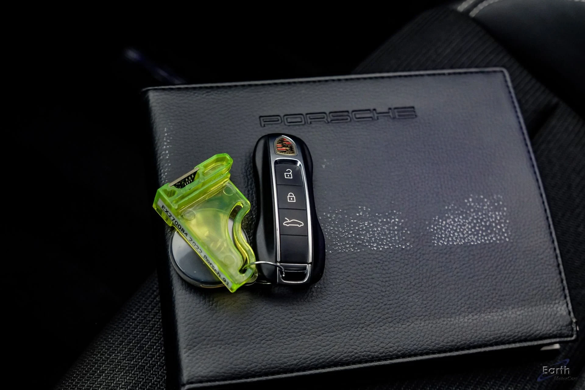 mph103_2212929577_d562b3c7dd6efa15ce96642b70d8e26fx_2aaaea526f