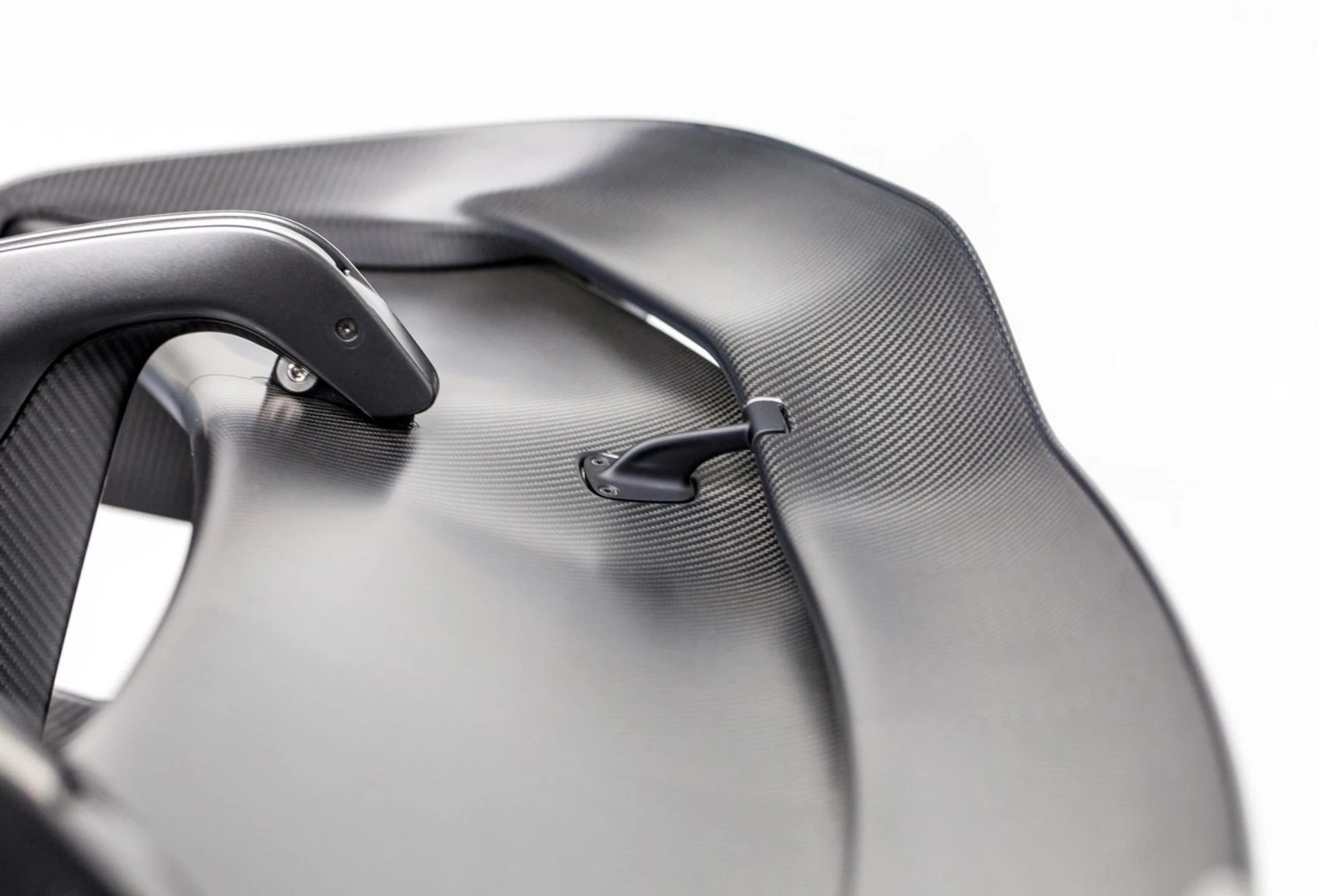 mph103_2403166527_12200_p104_l_5f832a8b46