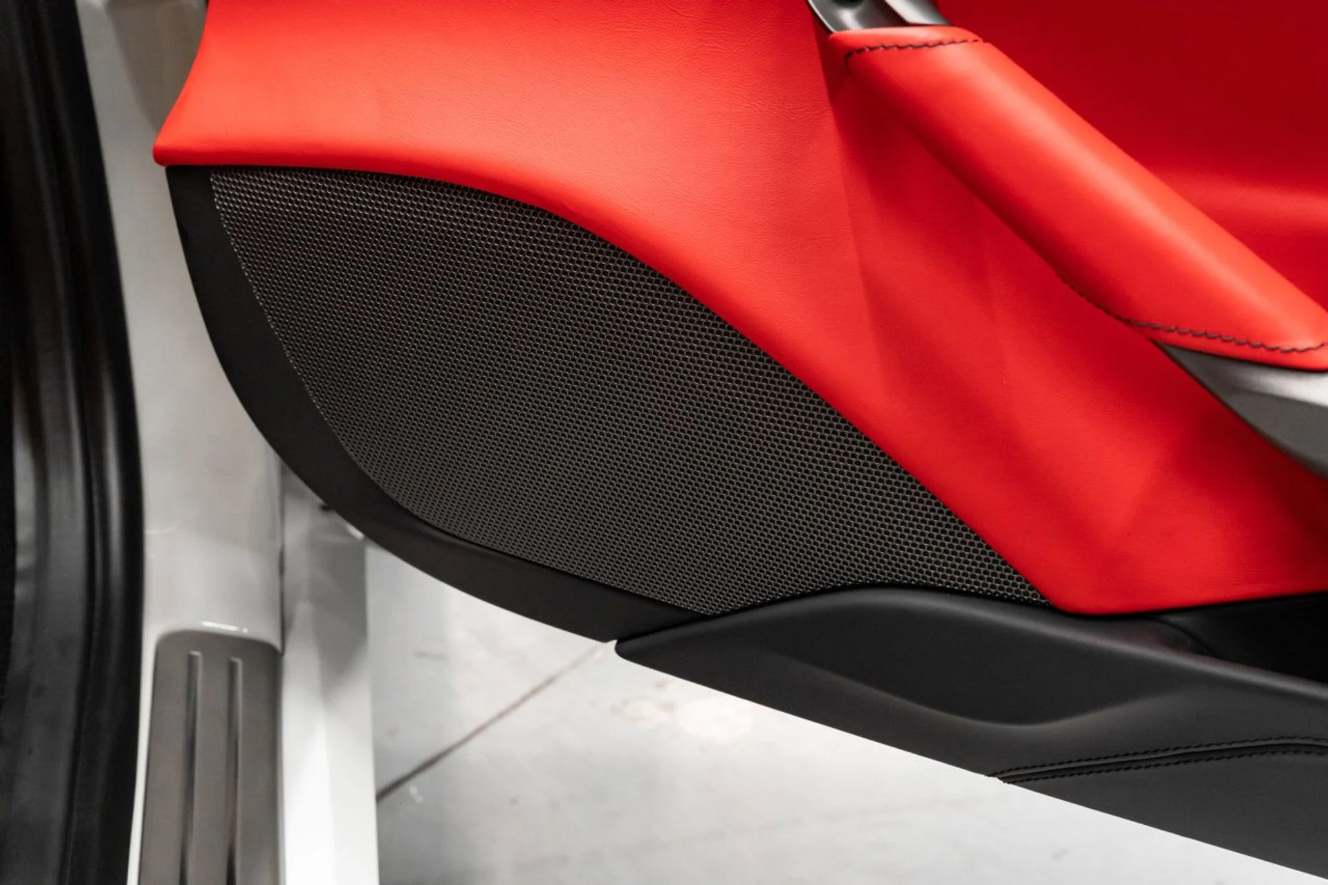 mph103_2701286626_ferrari_488_gtb_2018_bc9cb3d933