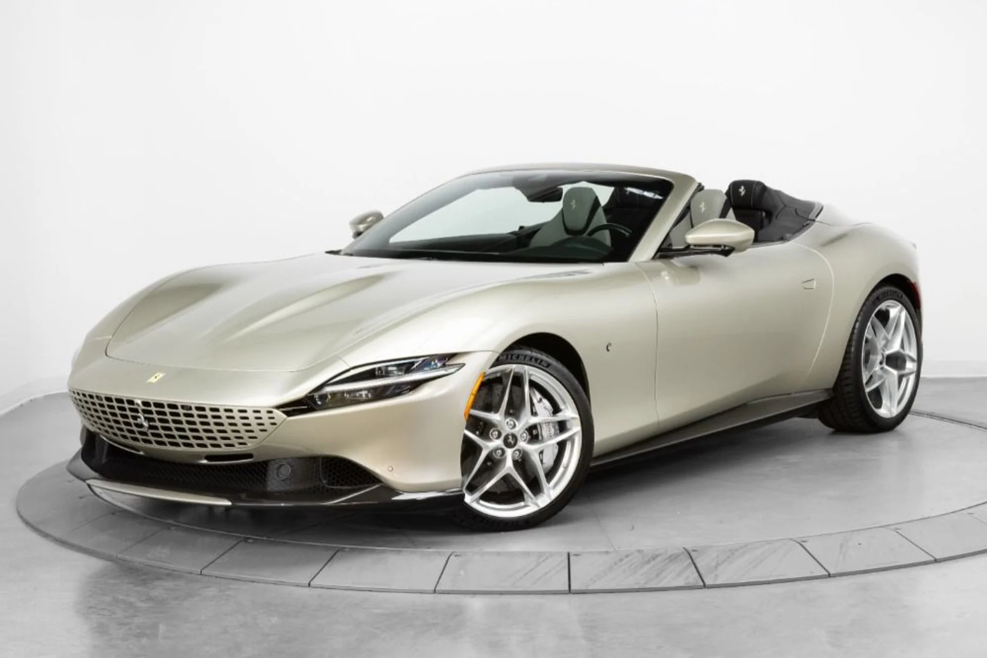 mph103_2706701472_Used_2024_Ferrari_Roma_Spider_aa804985ea