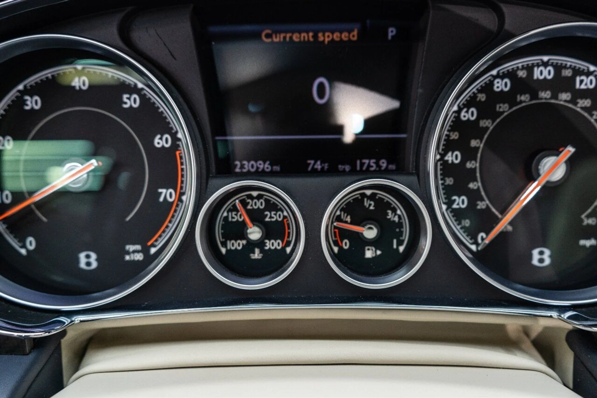 mph103_2929852855_48b1f85250_1280_7e70fa0aa5