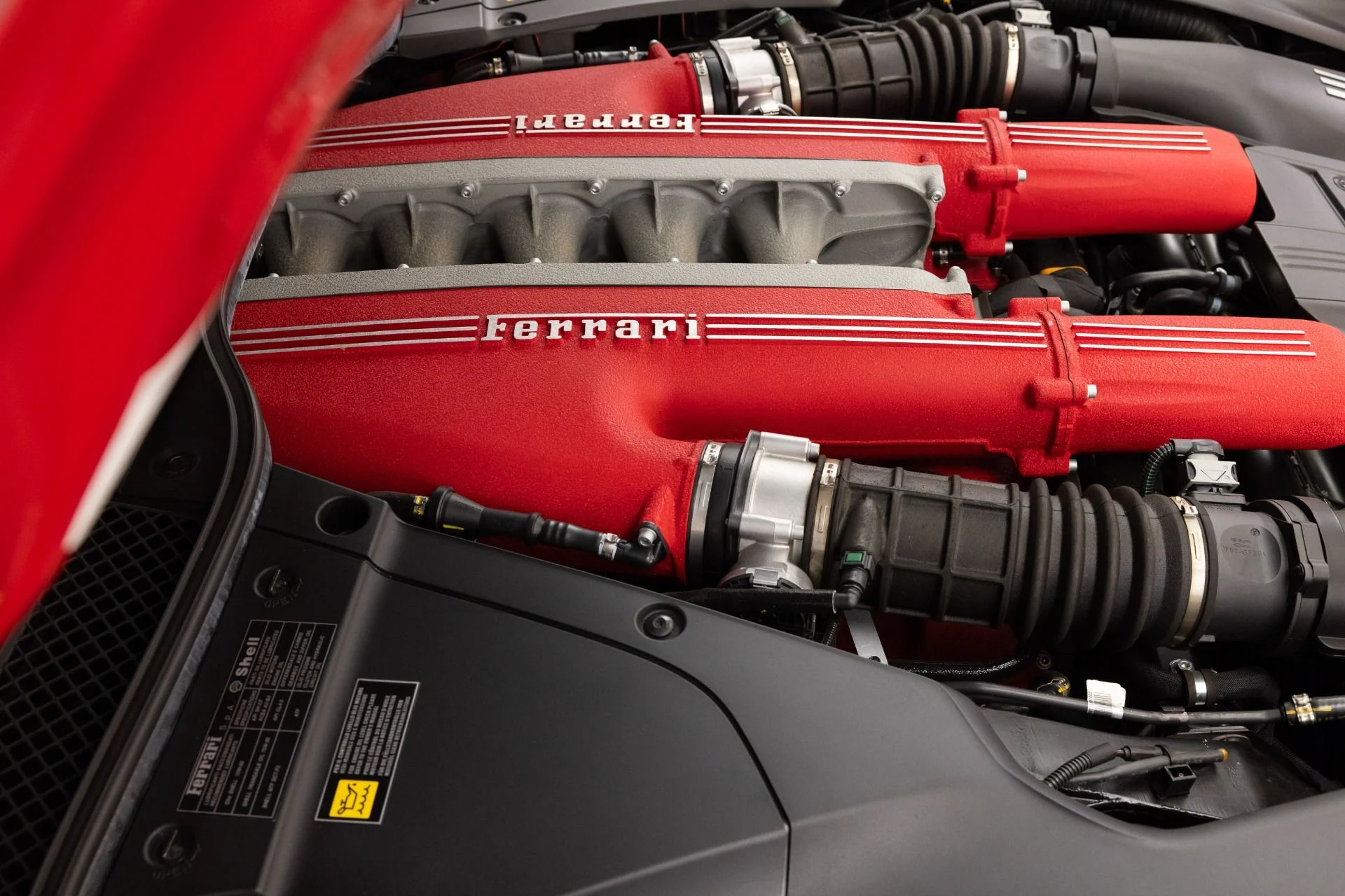 mph103_2971811817_Used_2017_Ferrari_F12berlinetta_1787065033_4f05e50fb3
