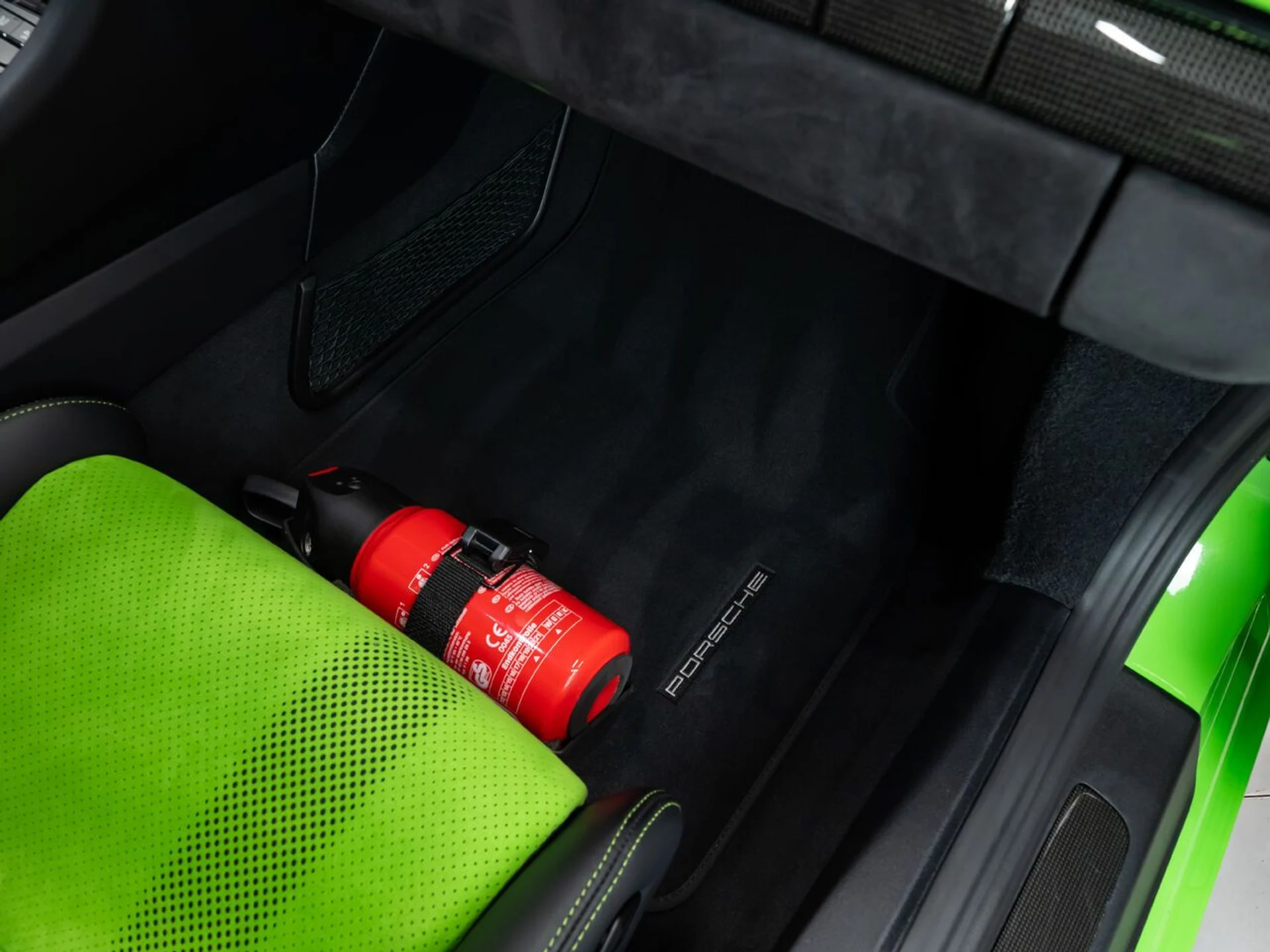 mph103_3232920164_porsche_911_2019_ed70618c66