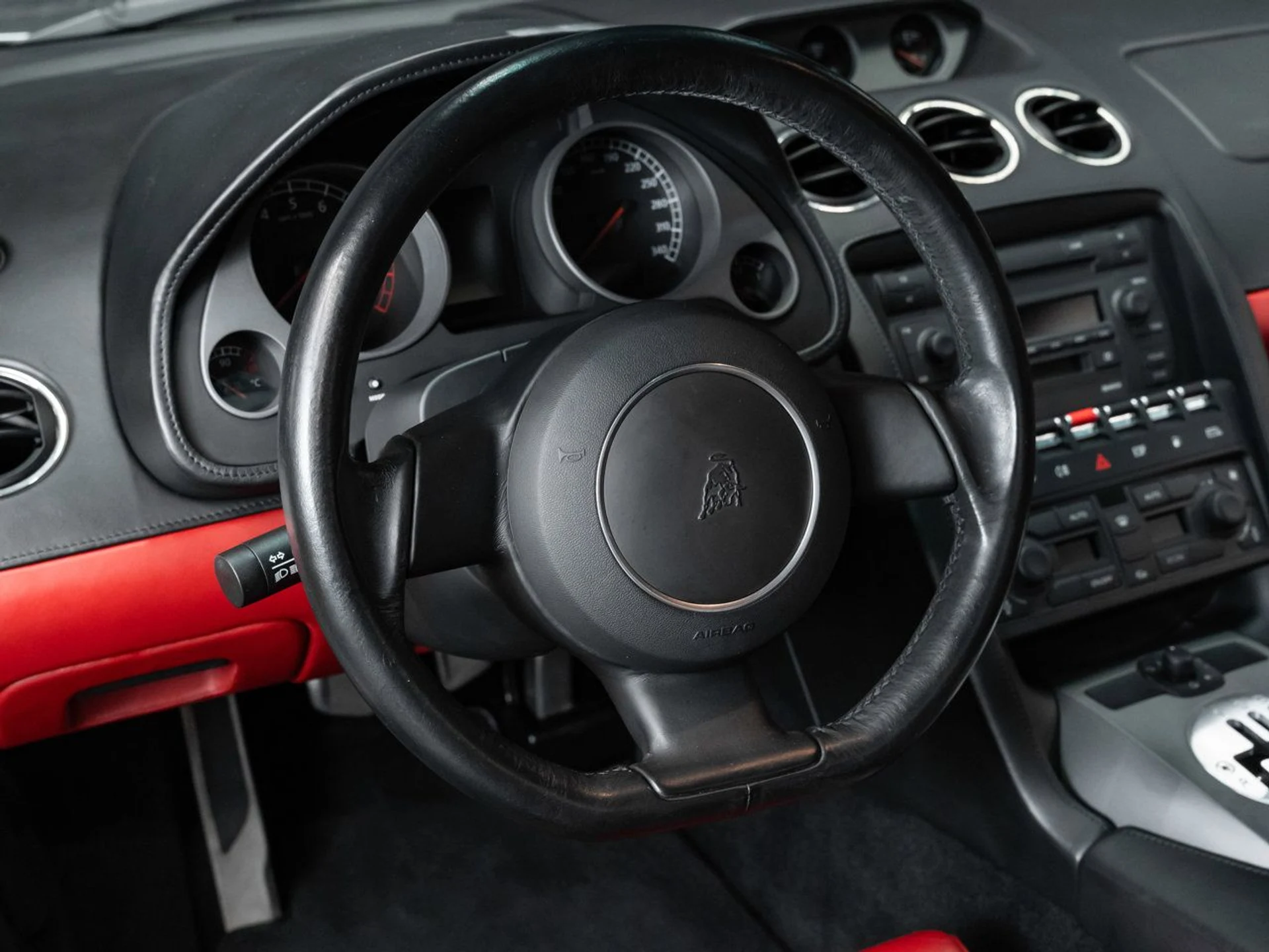 mph103_3538766290_lamborghini_gallardo_2004_fce8a44c12