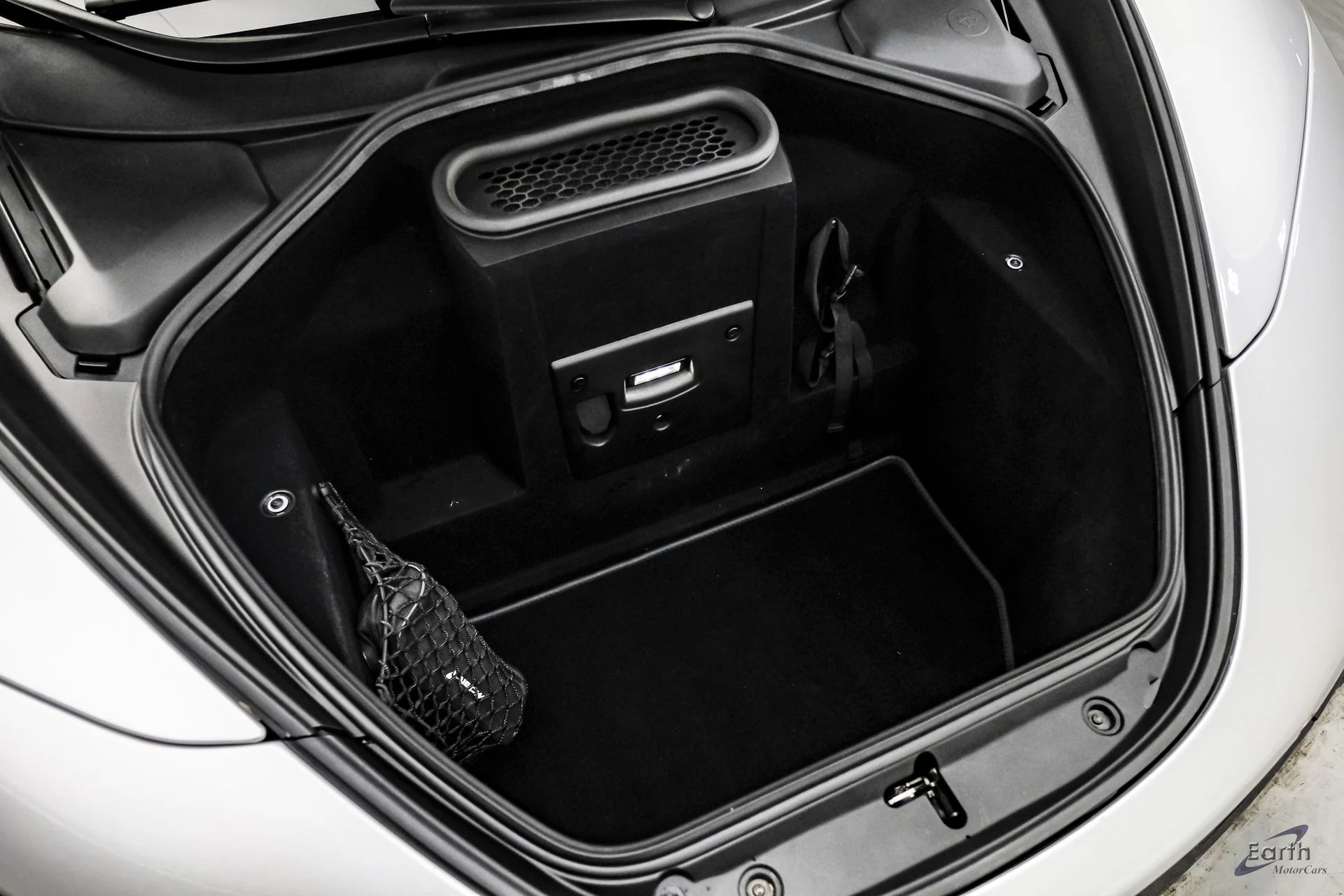 mph103_4080169927_d7425bf64a677bb47237f073f710e18cx_c33a590e46