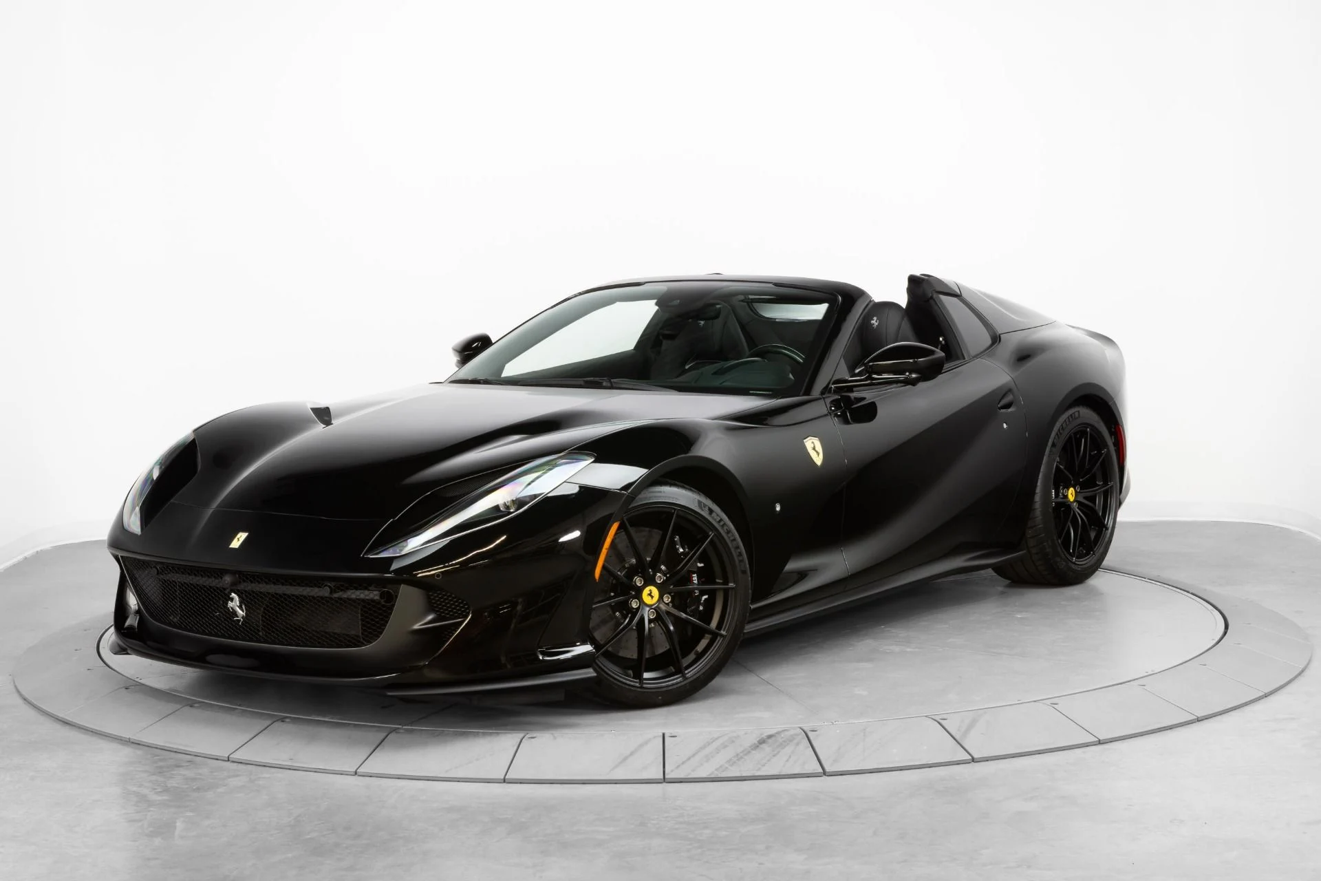 mph103_66788657_Used_2021_Ferrari_812_GTS_1778696353_d47d87fdac