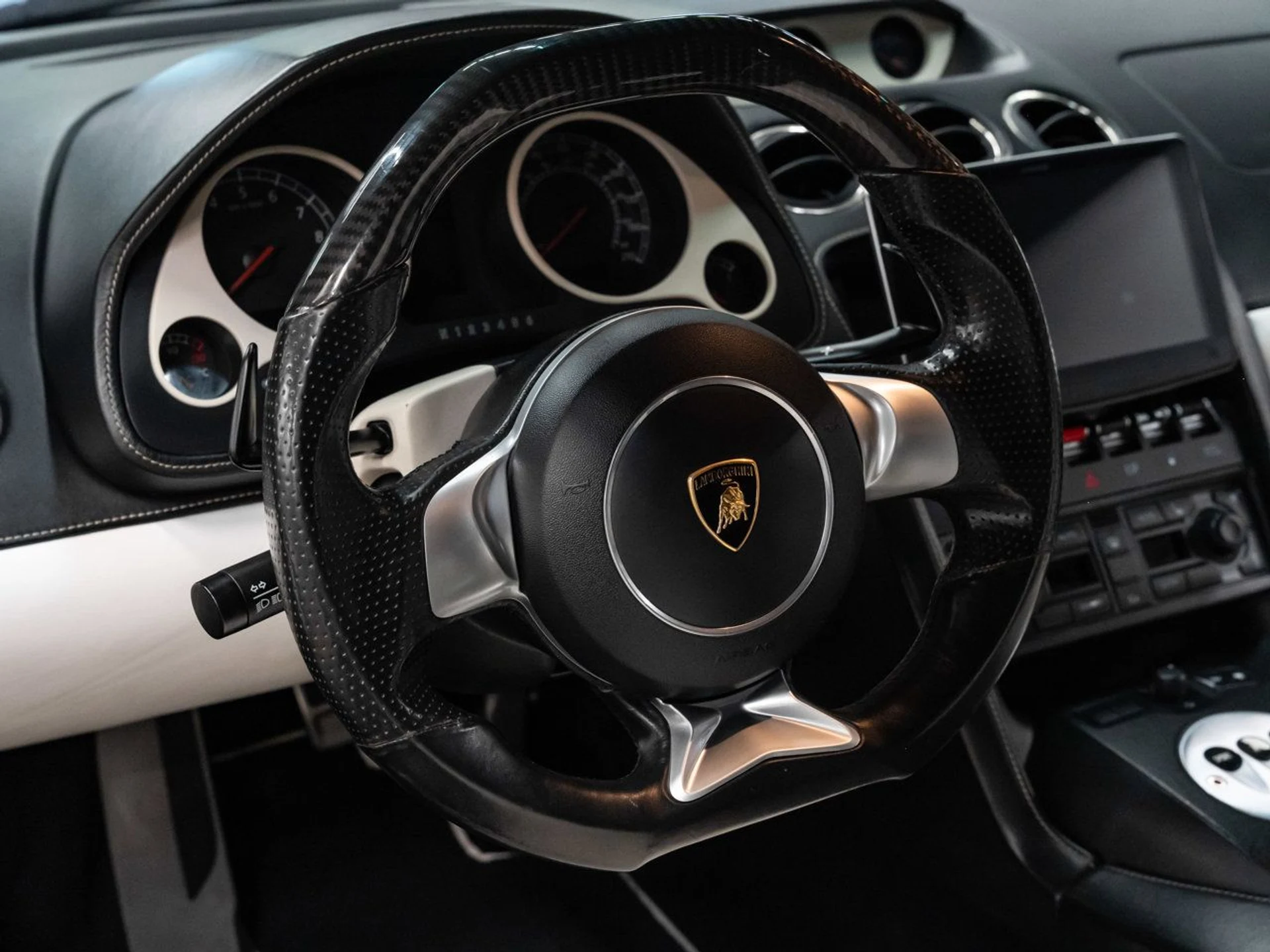 mph103_672747224_lamborghini_gallardo_2007_800a52436b