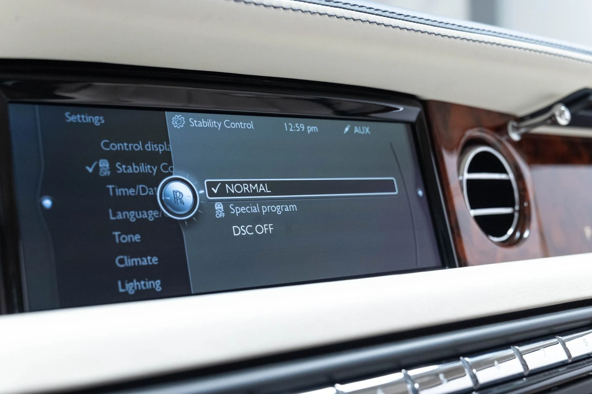 mph103_888414526_Used_2013_Rolls_Royce_Phantom_1784226914_6169fcfe54