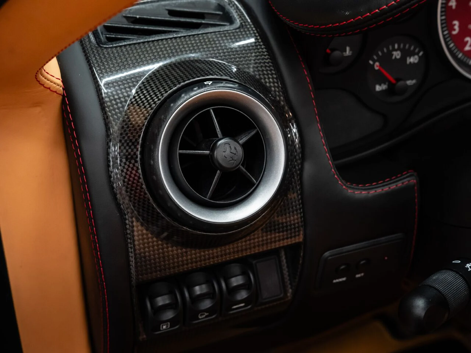 mph104_1315473000_ferrari_f430_2007_5e8b26b6fb