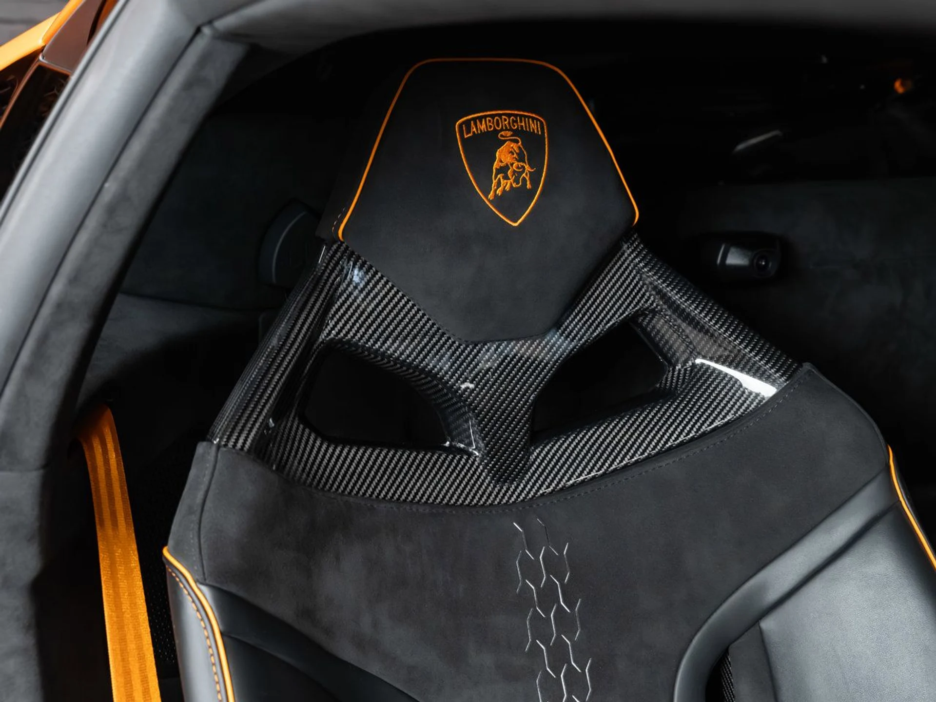 mph104_1571271120_lamborghini_huracan_2023_7c79c75c45