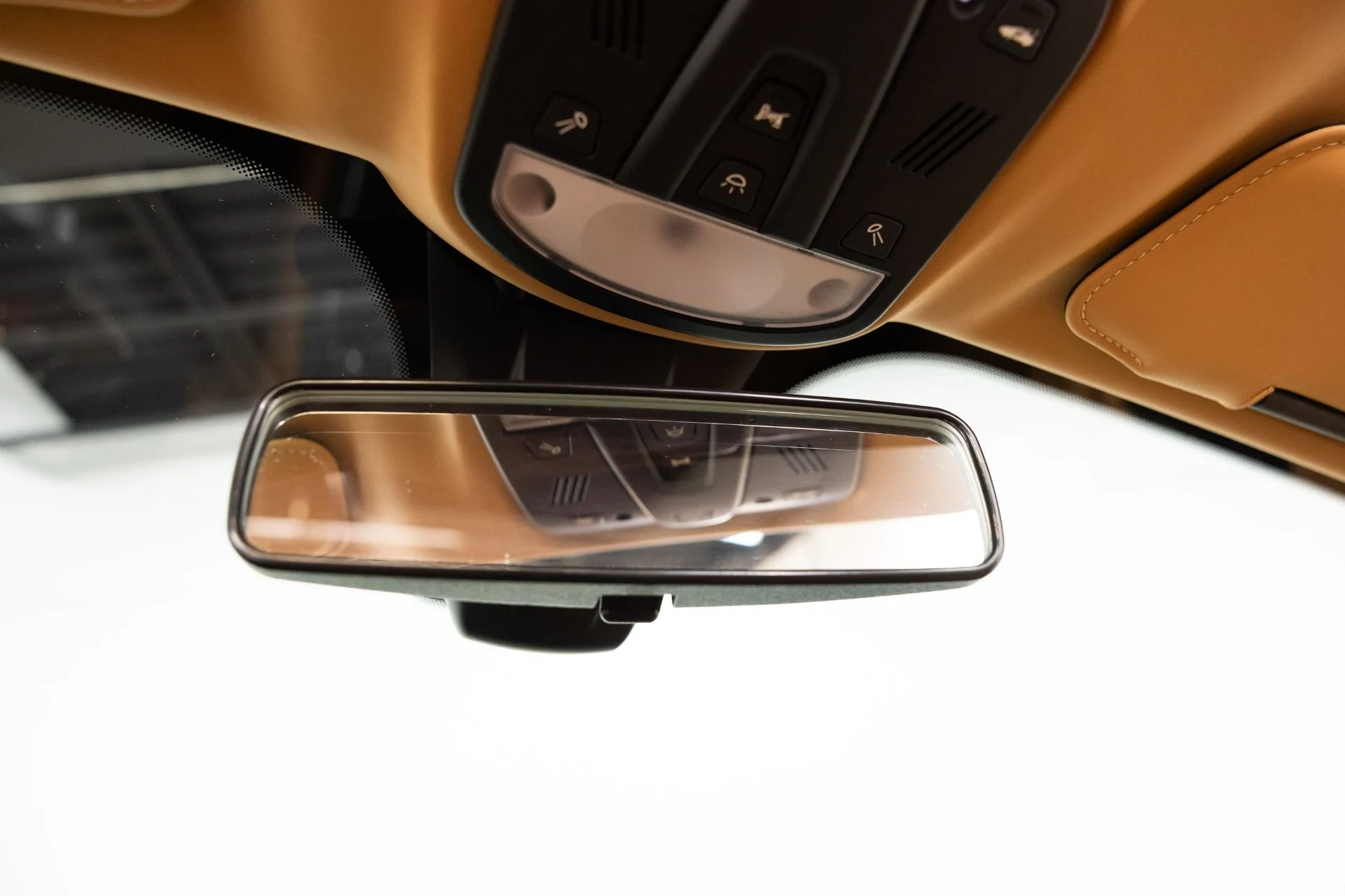 mph104_1686398945_Used_2013_Ferrari_458_Spider_1791300624_8d06596943