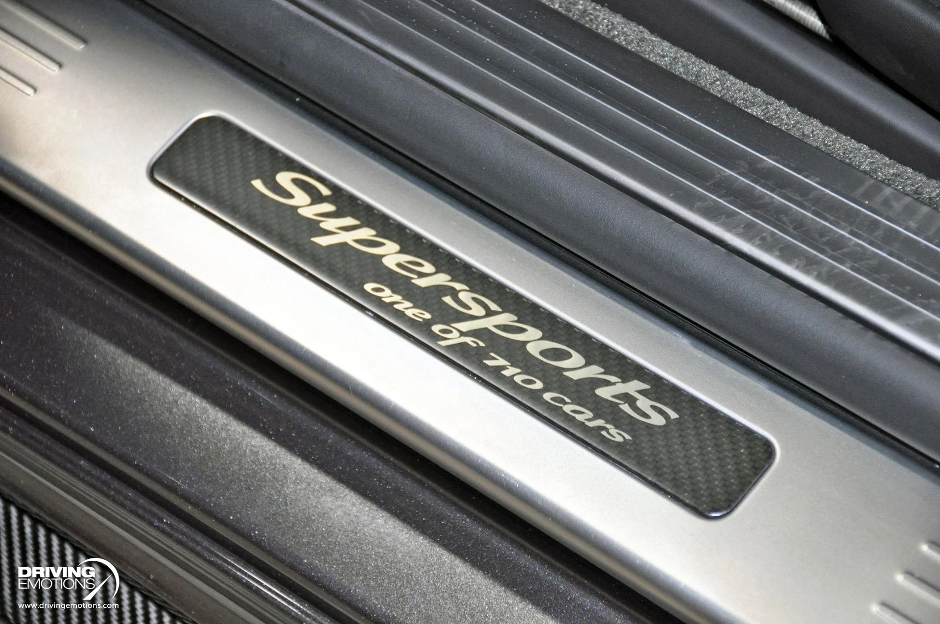 mph104_1842937773_891_p105_l_a0eeee0573