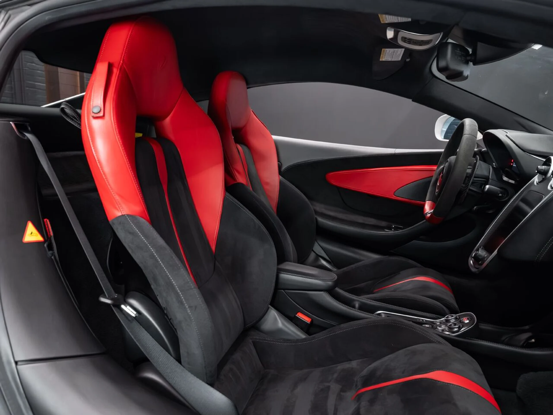 mph104_2241249294_mclaren_570s_2017_41f8b306d6