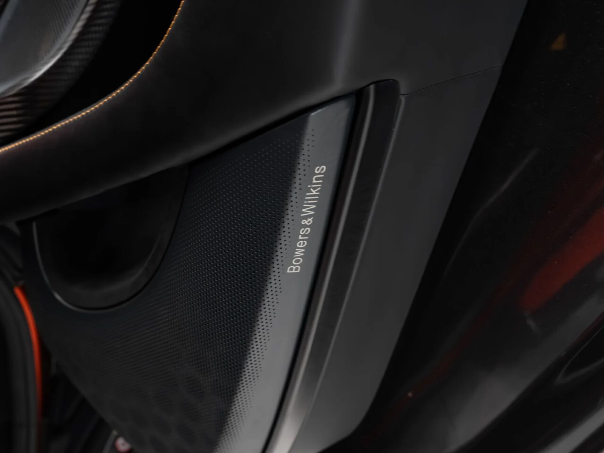 mph104_2297594037_mclaren_570s_2017_6c90baa318