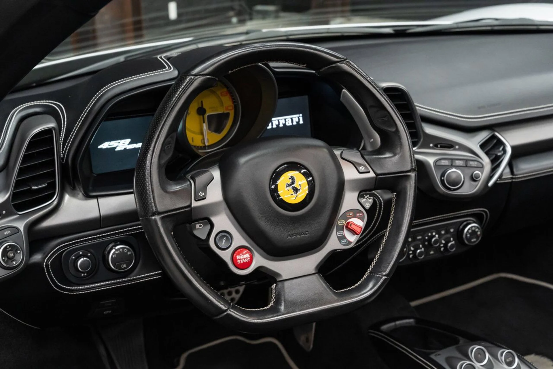 mph104_2435602574_ferrari_458_italia_2013_c5dee5713e