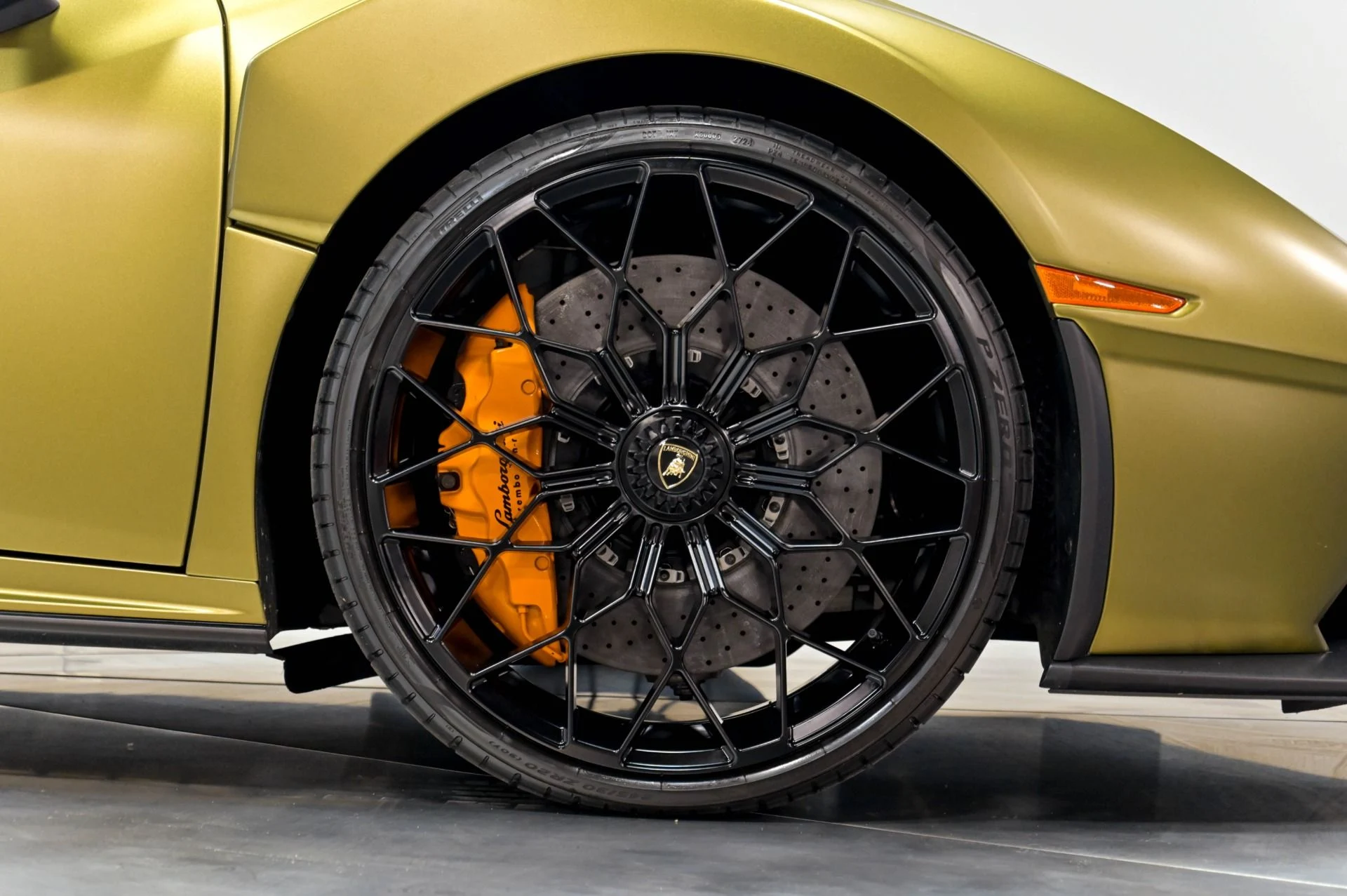 mph104_3033905762_Used_2023_Lamborghini_Huracan_STO_1782768591_b46ad07b64