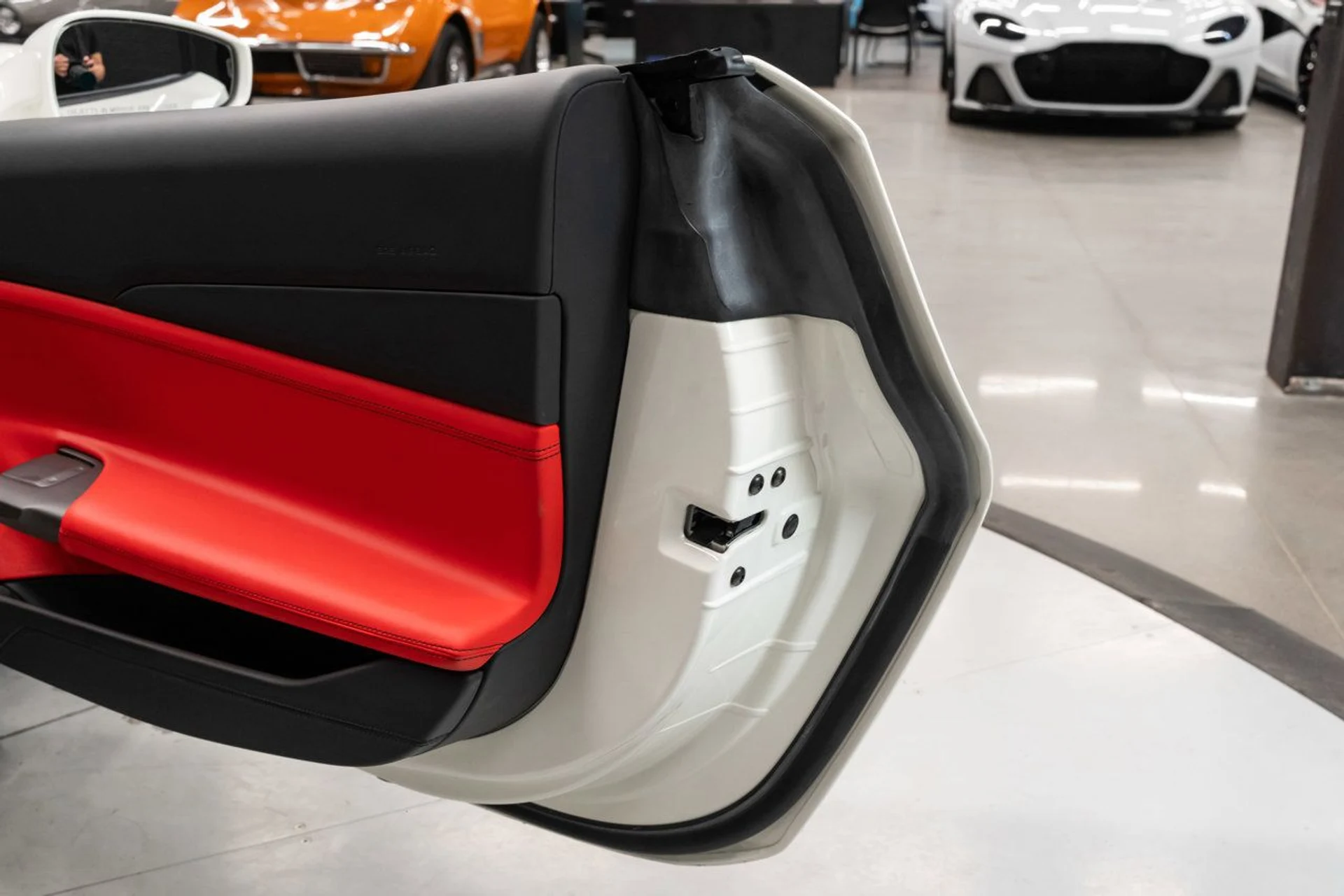 mph104_3117335950_ferrari_488_gtb_2018_d656ebb8fa