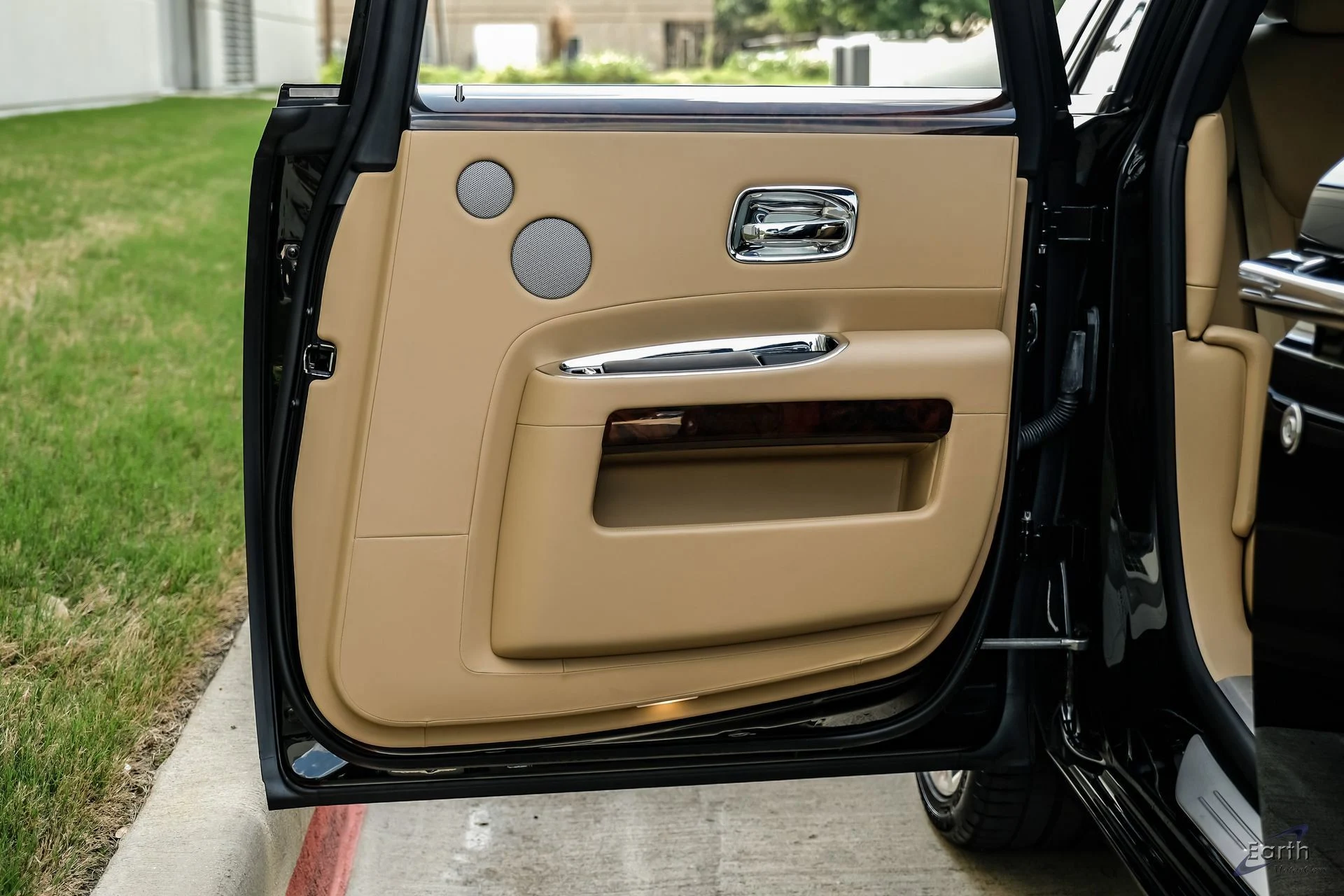 mph104_3126022862_2950e260f50efdc8b55f9615ba1115dfx_6bb23d210d