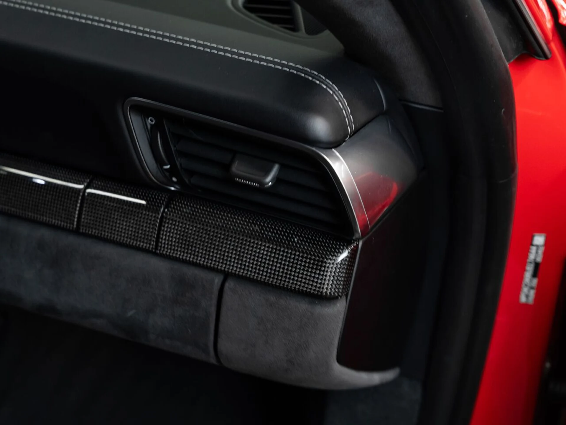 mph104_3429955410_porsche_911_2018_81b54137f7