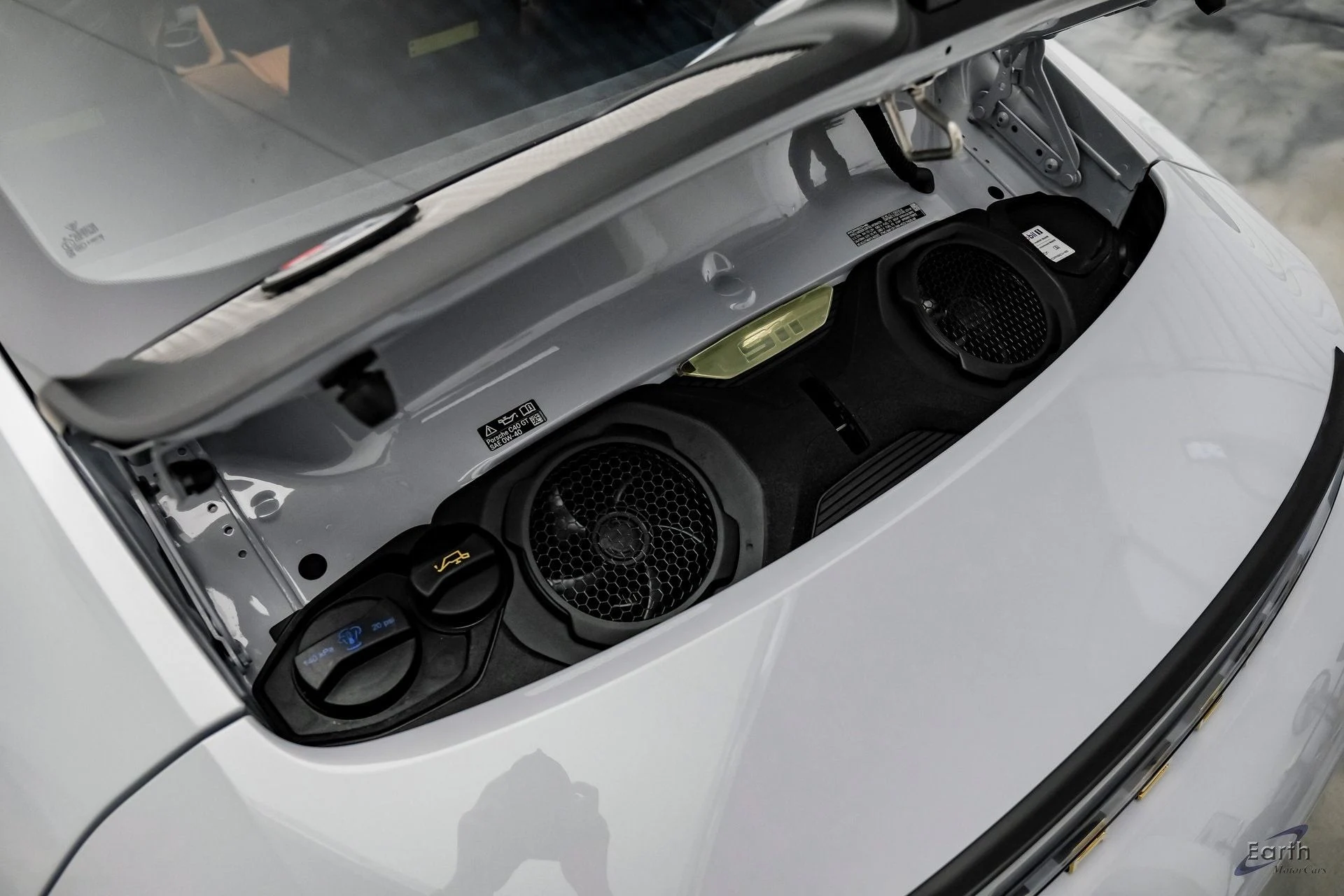 mph104_493756318_dde22165e8b31a9348a80cc9ba86503cx_7551cee520