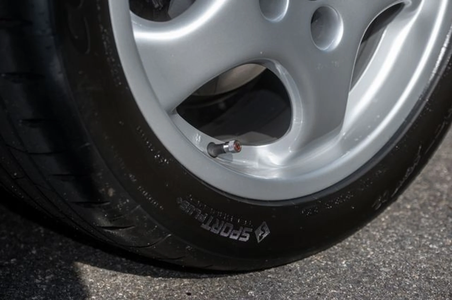 mph104_572133606_8f5c687069244a332fc26f602b41ea2f_3f0445468e