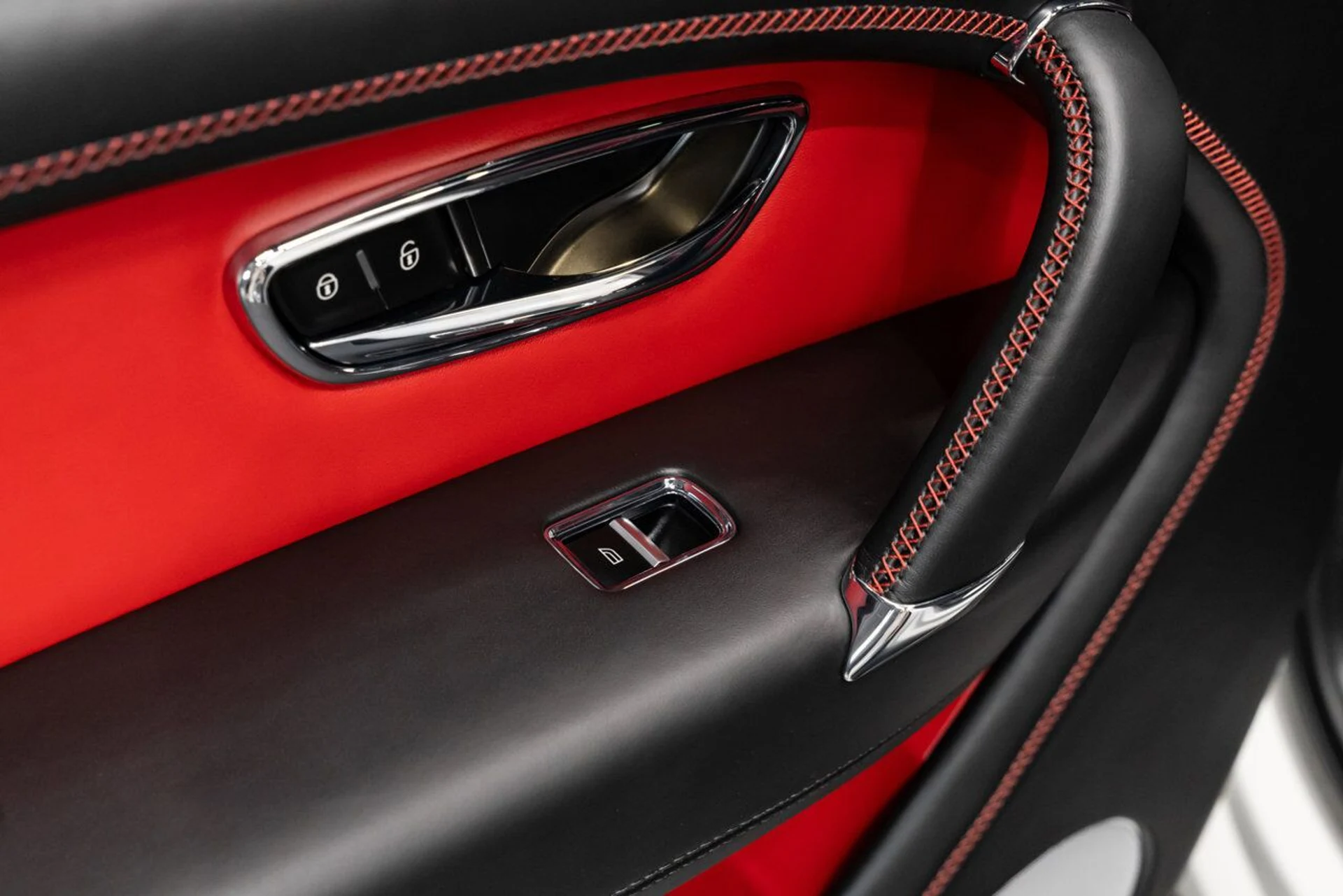 mph104_735451216_bentley_bentayga_2019_5531b5ed3a
