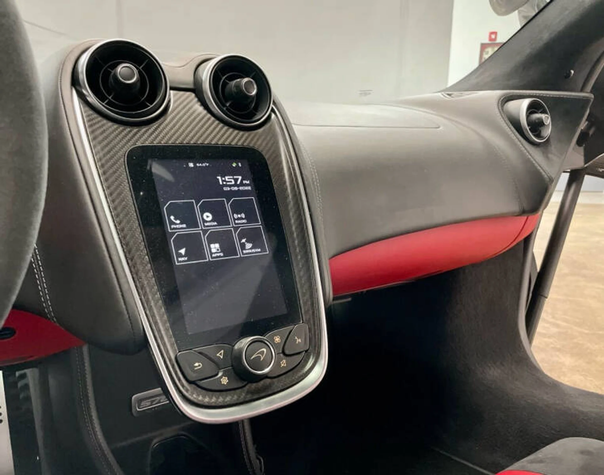 mph104_844517396_2017_mclaren_570gt_base_2dr_coupe_f48cc17ce8