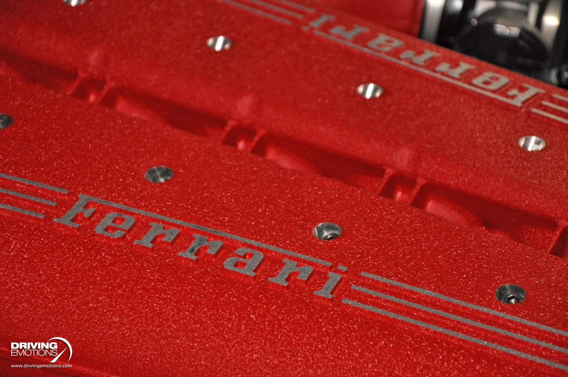 mph105_1040836218_438_p106_l_b03ef906d6