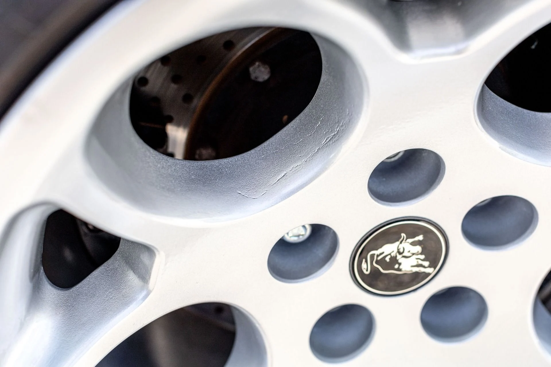 mph105_1260012924_Used_2001_Lamborghini_Diablo_VT_IMMACULATE_CONDITION_W_EXTENSIVE_CARBON_19_K_SERVICE_PERFORMED_1659125286_74481eb08b