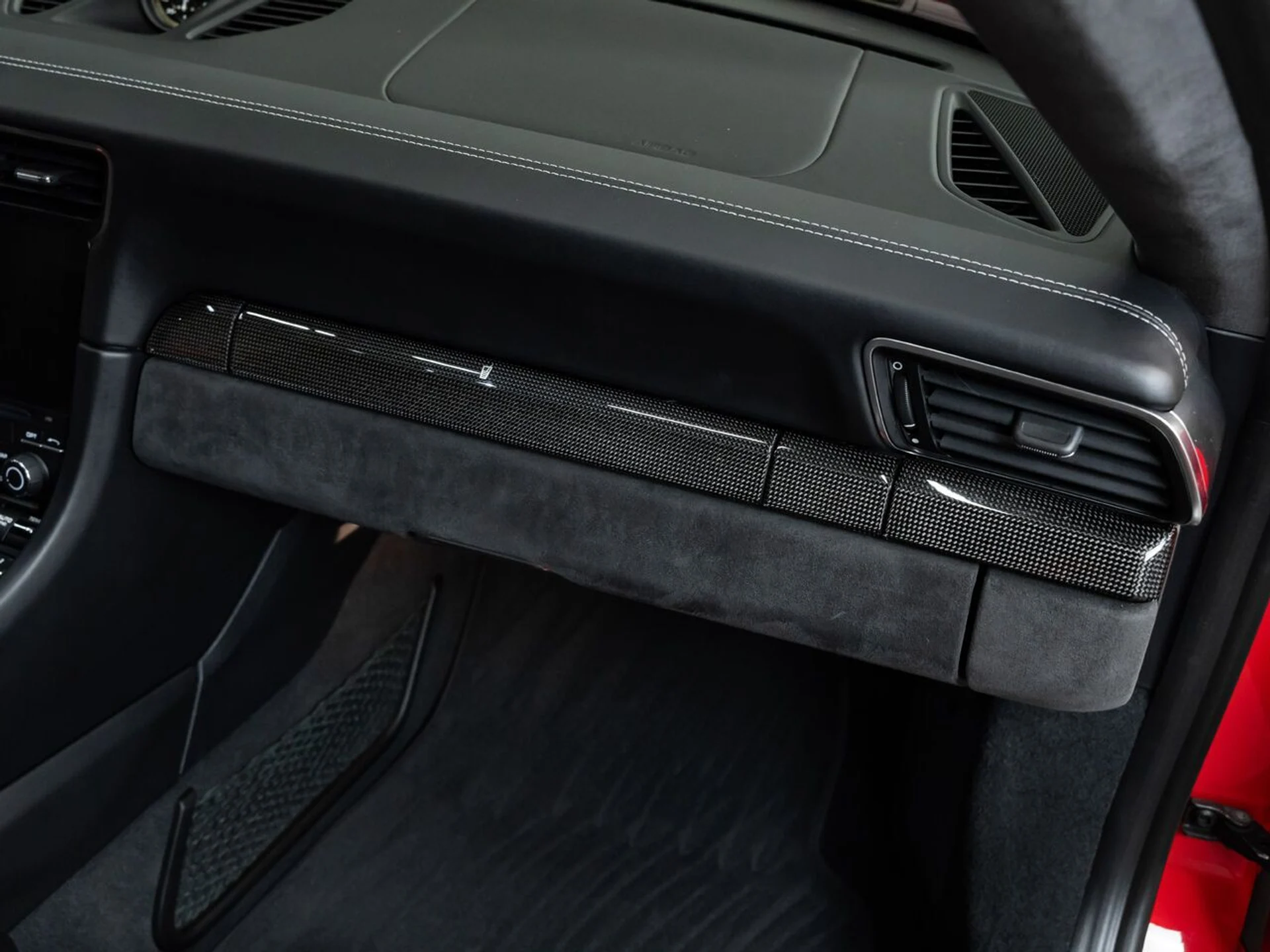 mph105_140925682_porsche_911_2018_53cd0d2b34