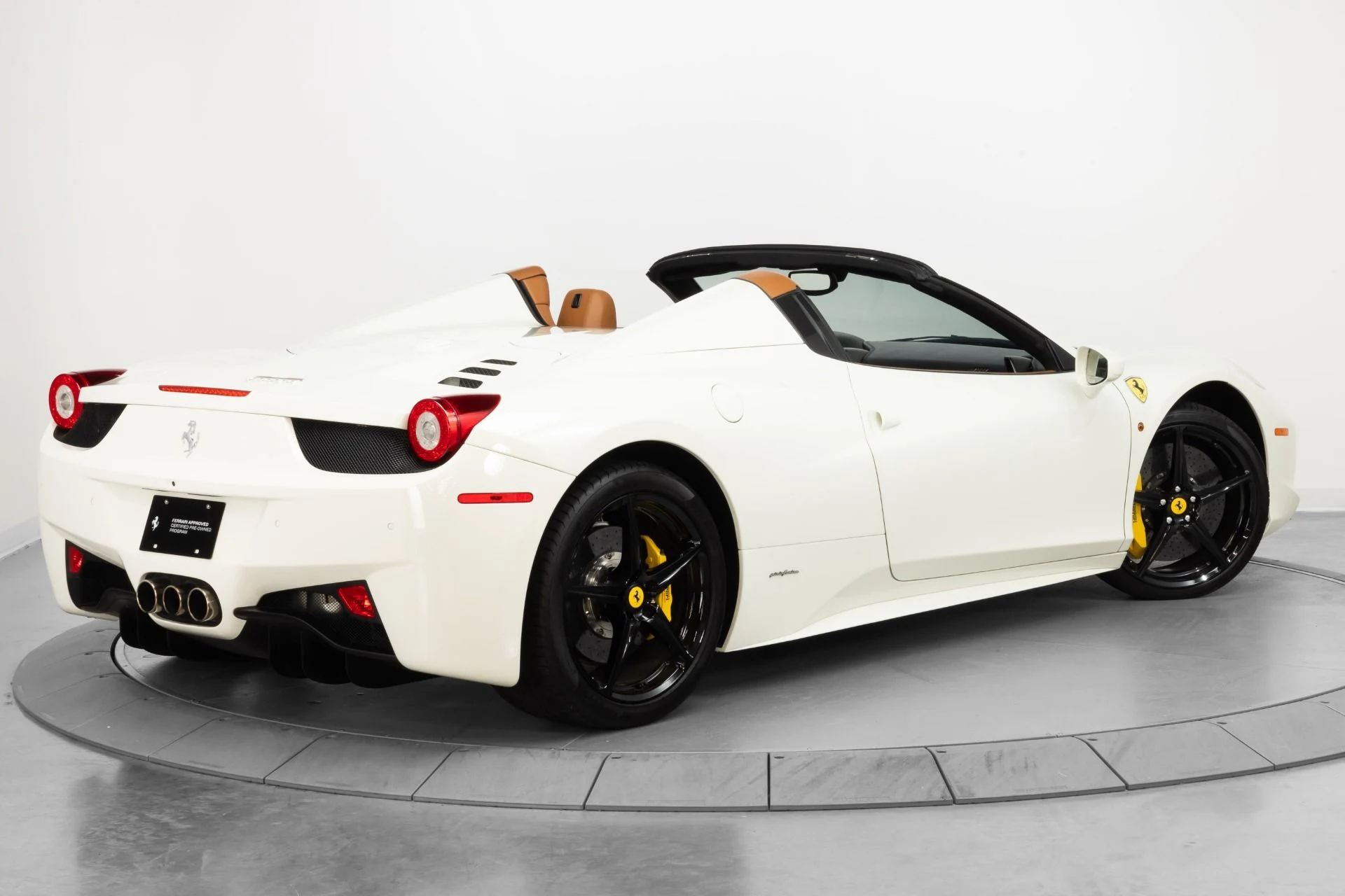 mph105_1499601957_Used_2014_Ferrari_458_Spider_1788551476_a0c9d3807b