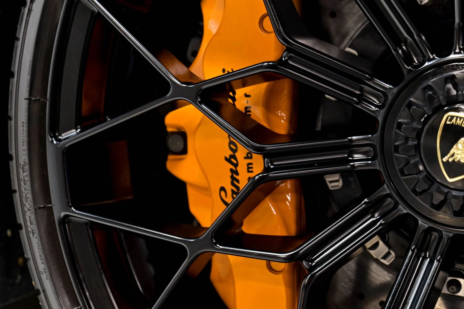 mph105_1522693748_Used_2023_Lamborghini_Huracan_STO_1782768591_1022a25a90