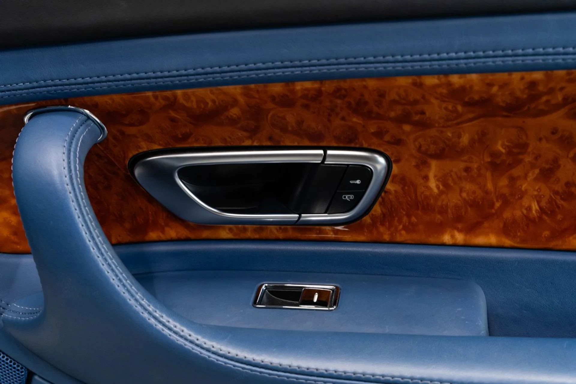 mph105_1645574109_bentley_continental_gt_2006_c5ccb689df