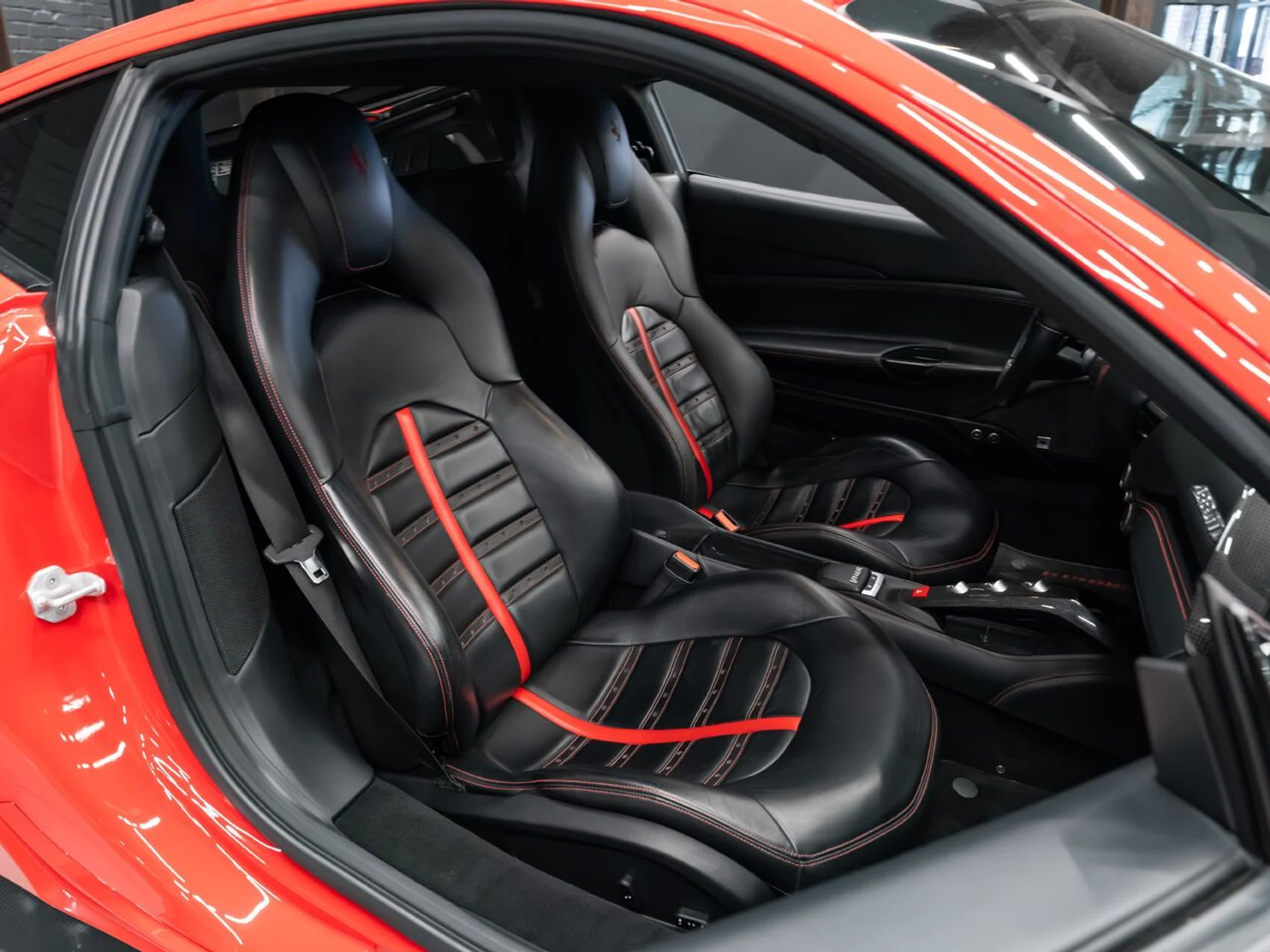 mph105_1733453674_ferrari_488_gtb_2017_386fd54219