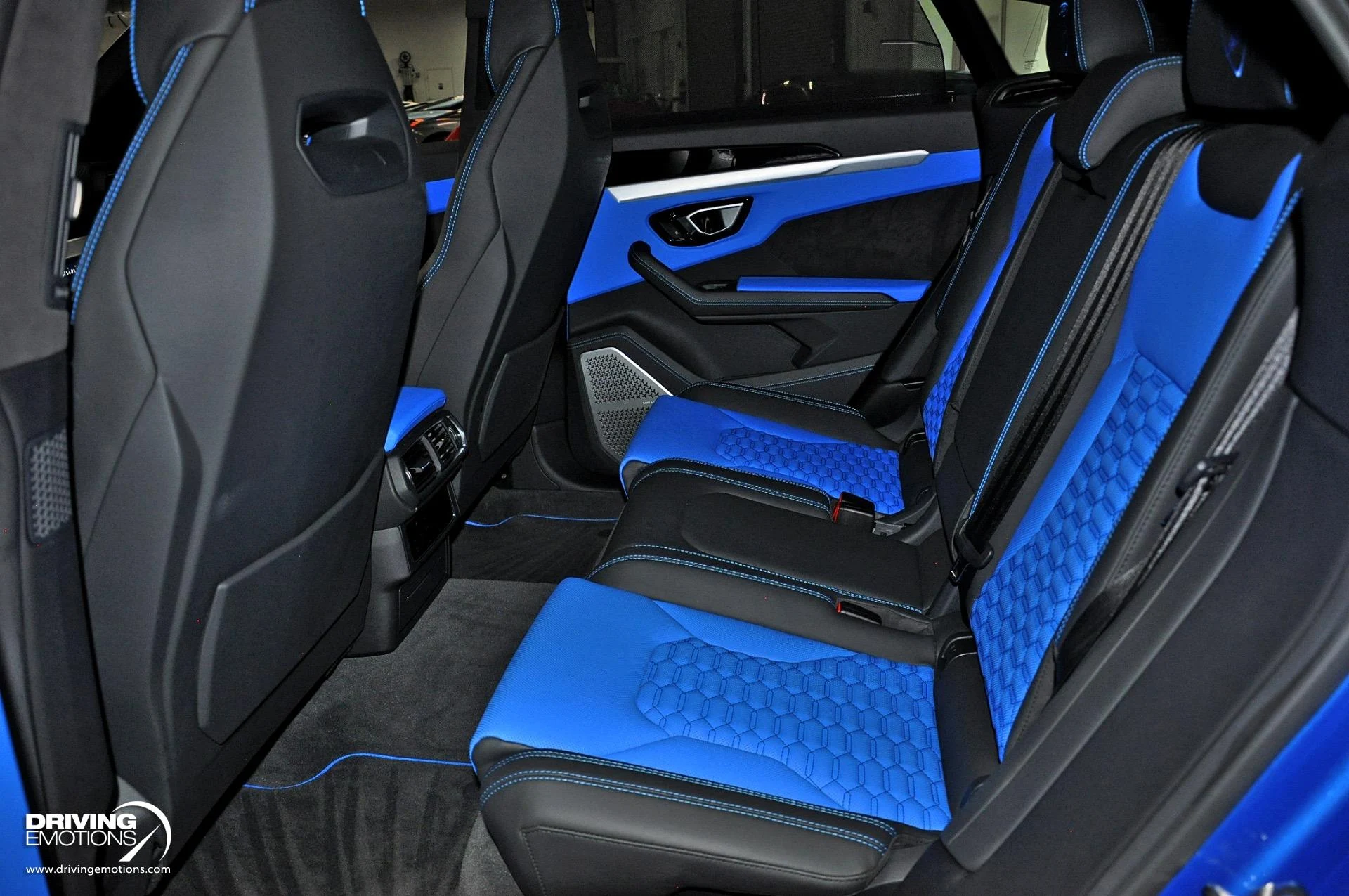 mph105_1932772283_801_p106_l_ca36ade0ca