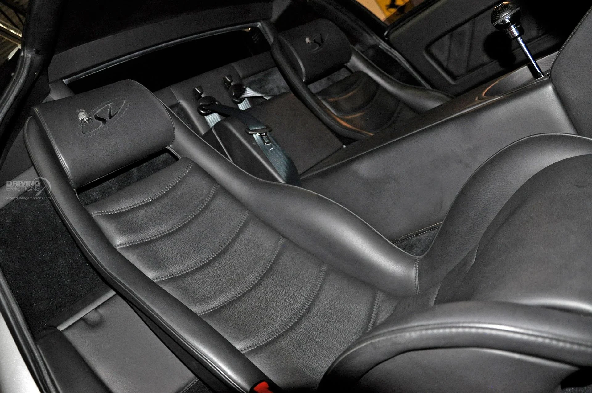 mph105_2200451470_192_p106_l_b955b2f201