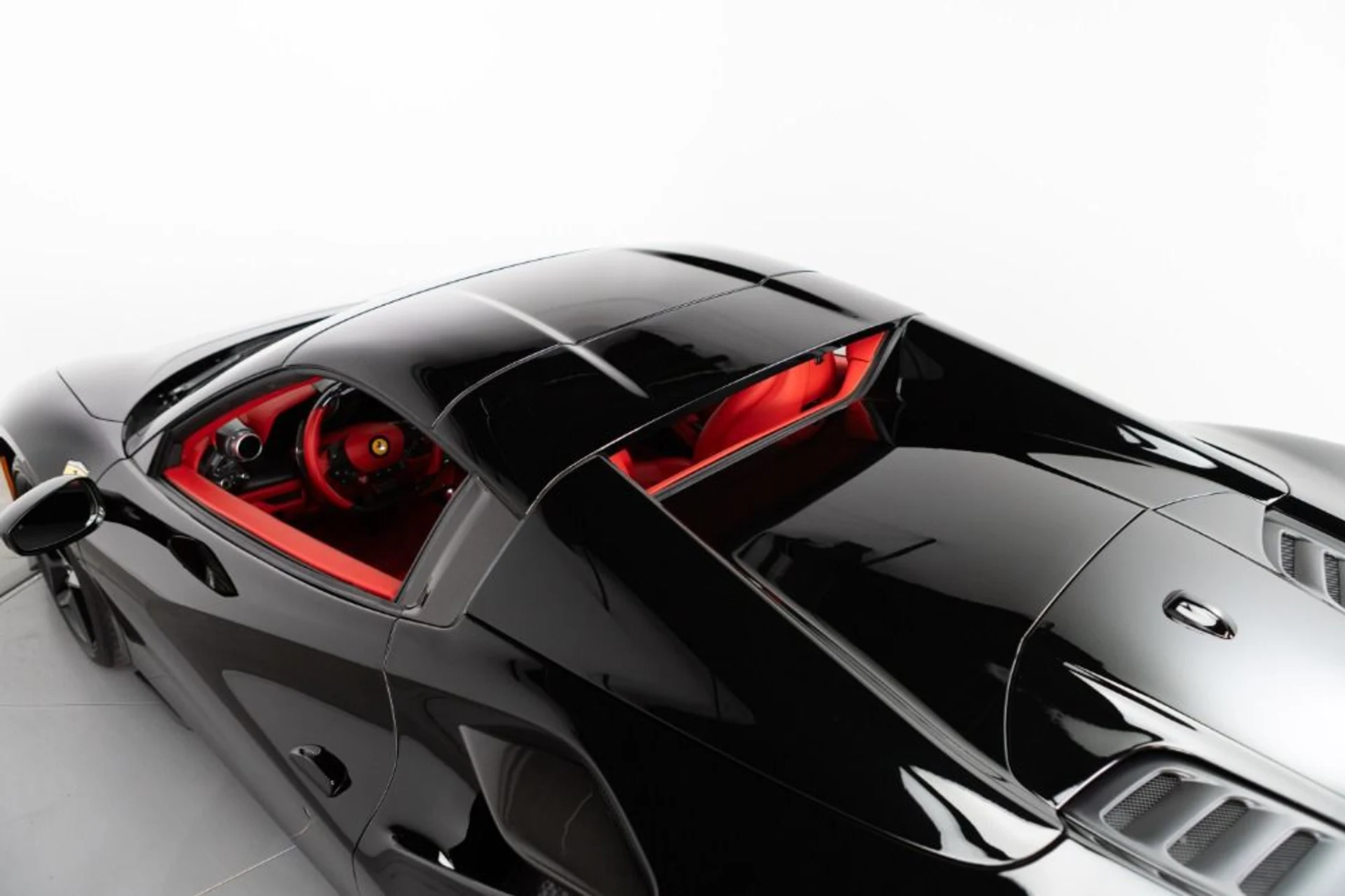 mph105_3001488900_Used_2021_Ferrari_F8_Spider_14960d2565