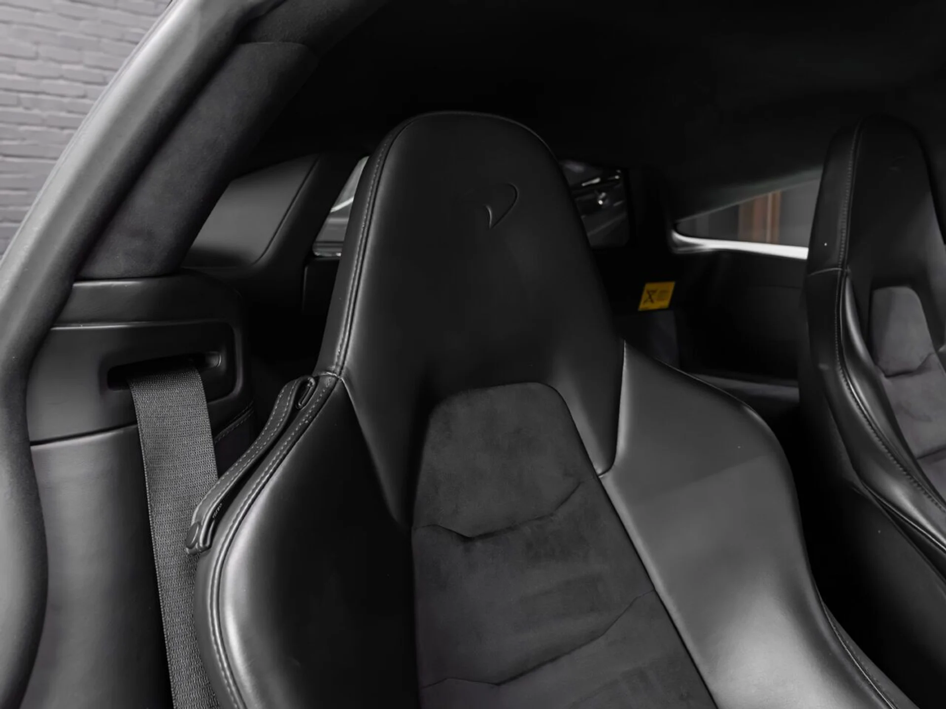 mph105_3005468744_mclaren_mp4_12c_2012_94fafce146