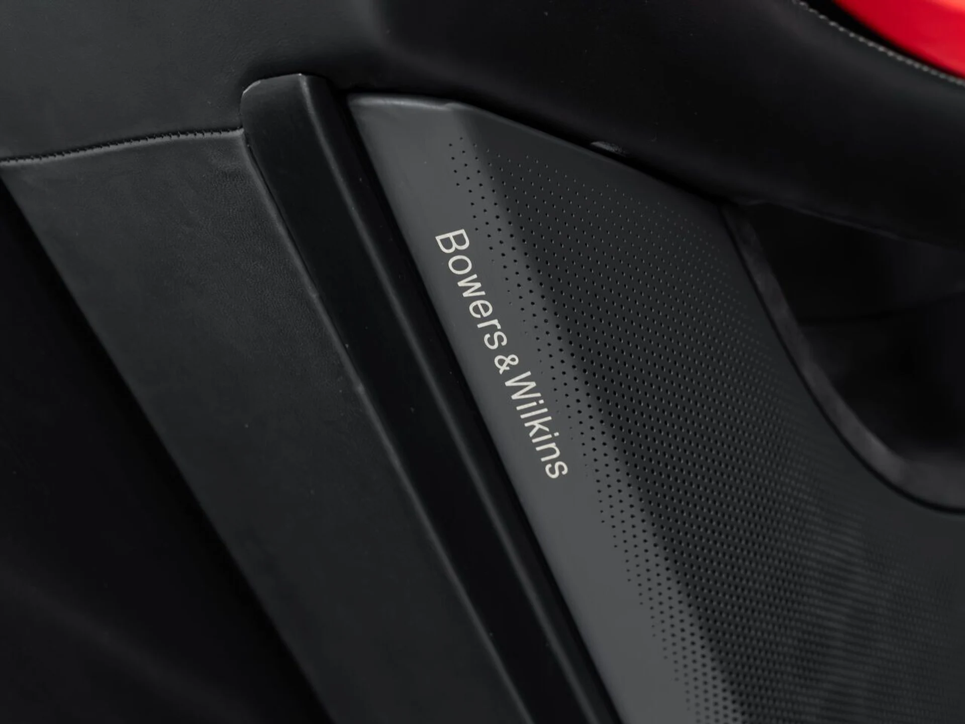 mph105_3070064948_mclaren_570s_2017_87cc4e653f