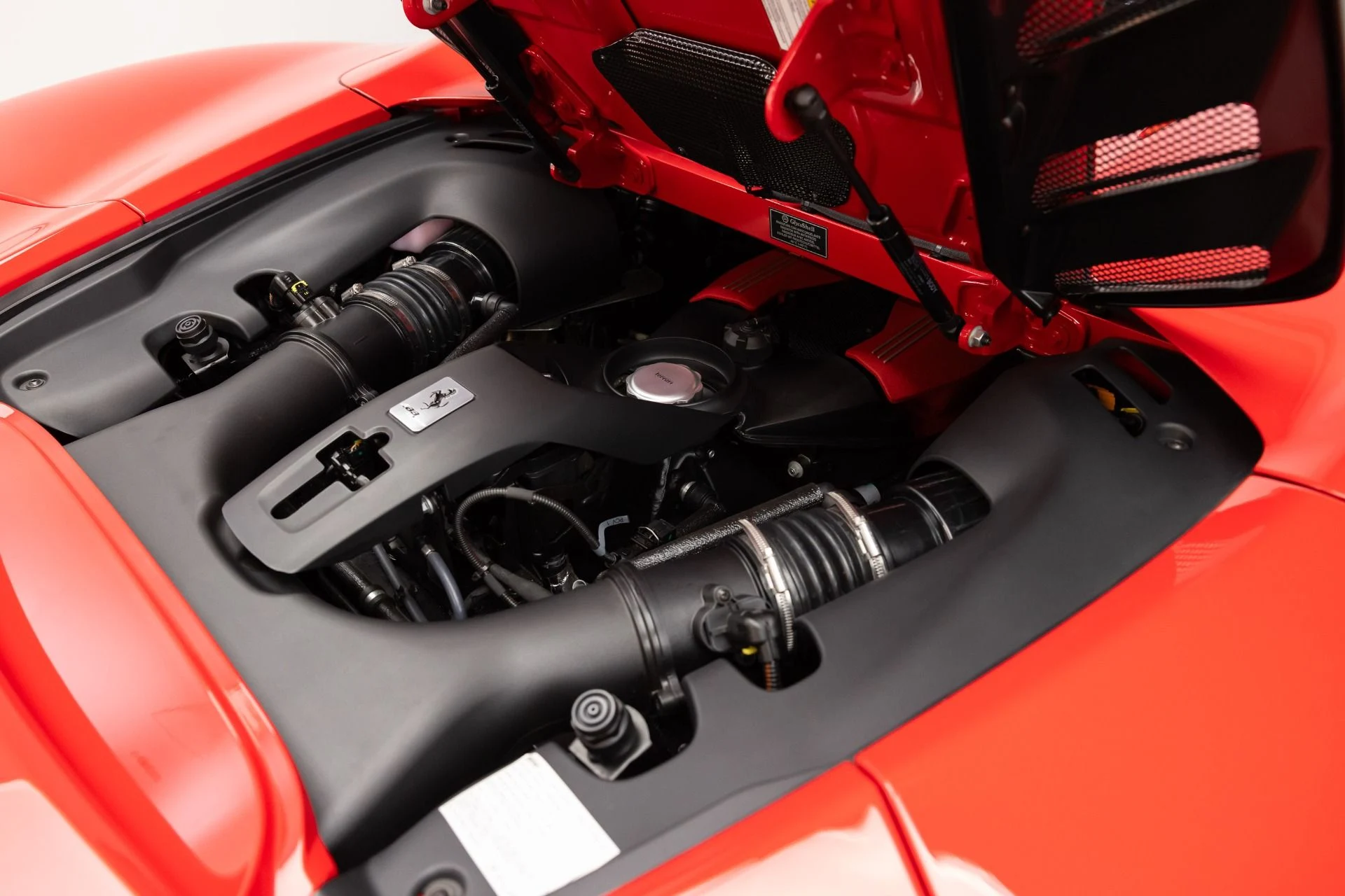 mph105_3109221808_Used_2019_Ferrari_488_Spider_1787231247_da17de3641