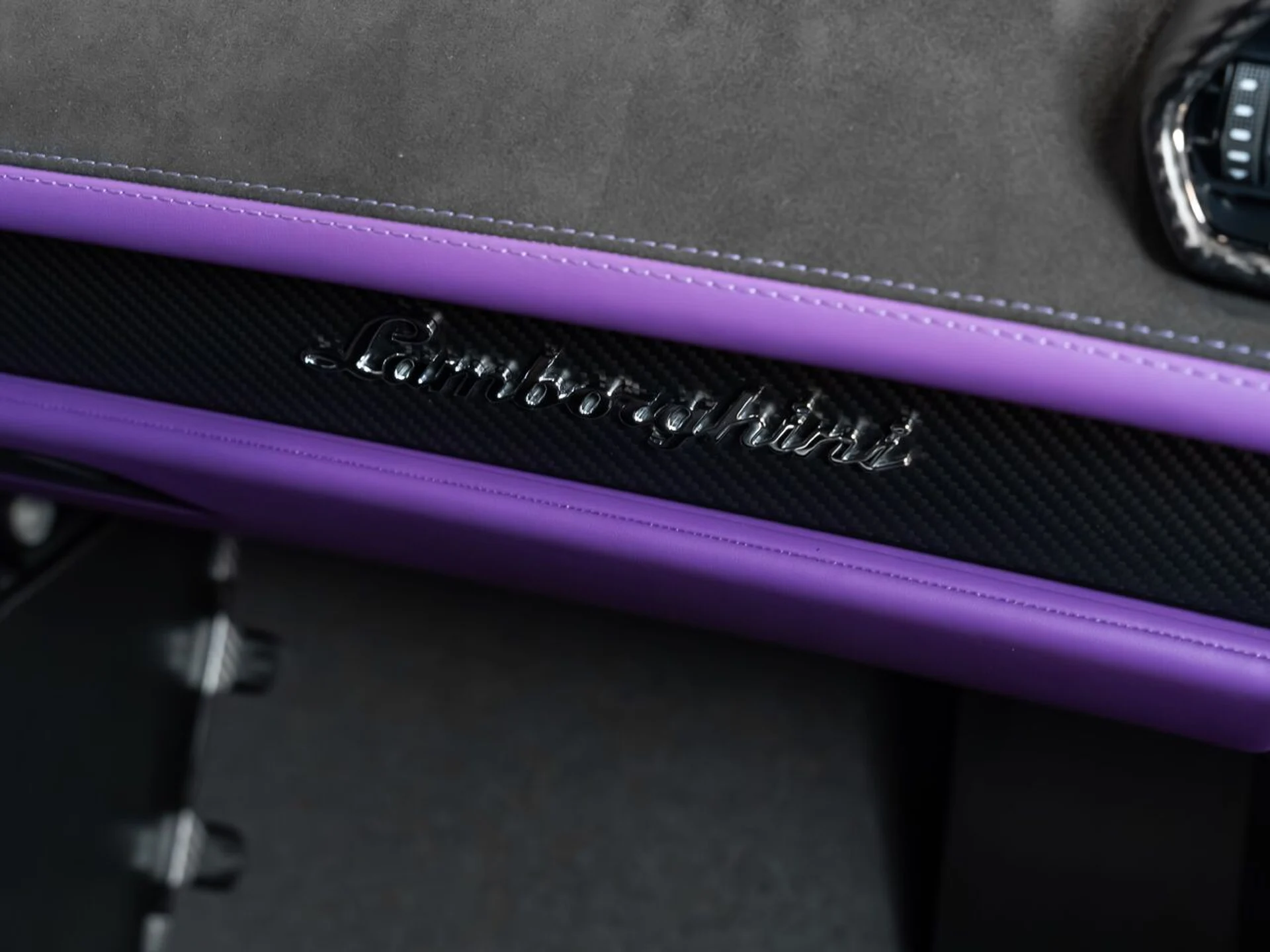 mph105_3164043853_lamborghini_huracan_tecnica_2023_041e4182e1