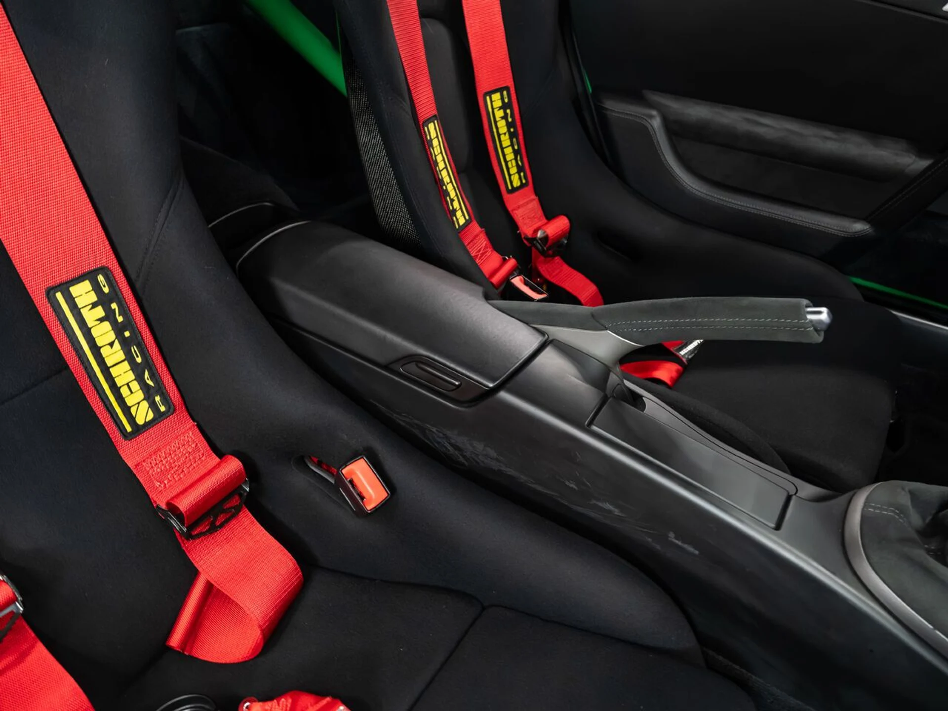 mph105_3286996782_porsche_911_gt3_rs_2007_e7b633fbda