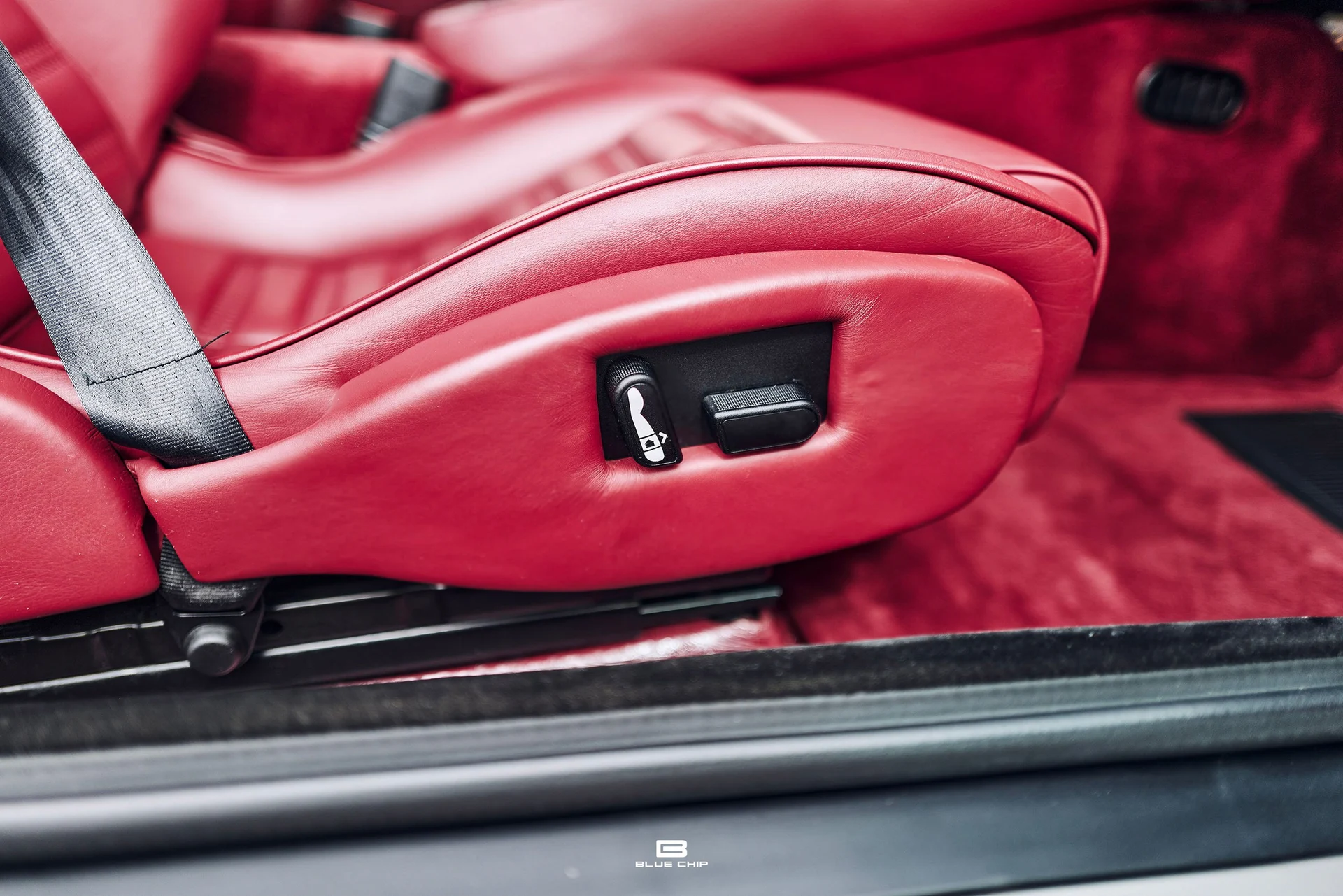 mph105_3354653194_69b474a6631084a7ff87e284_L1190465_d54d3f2687