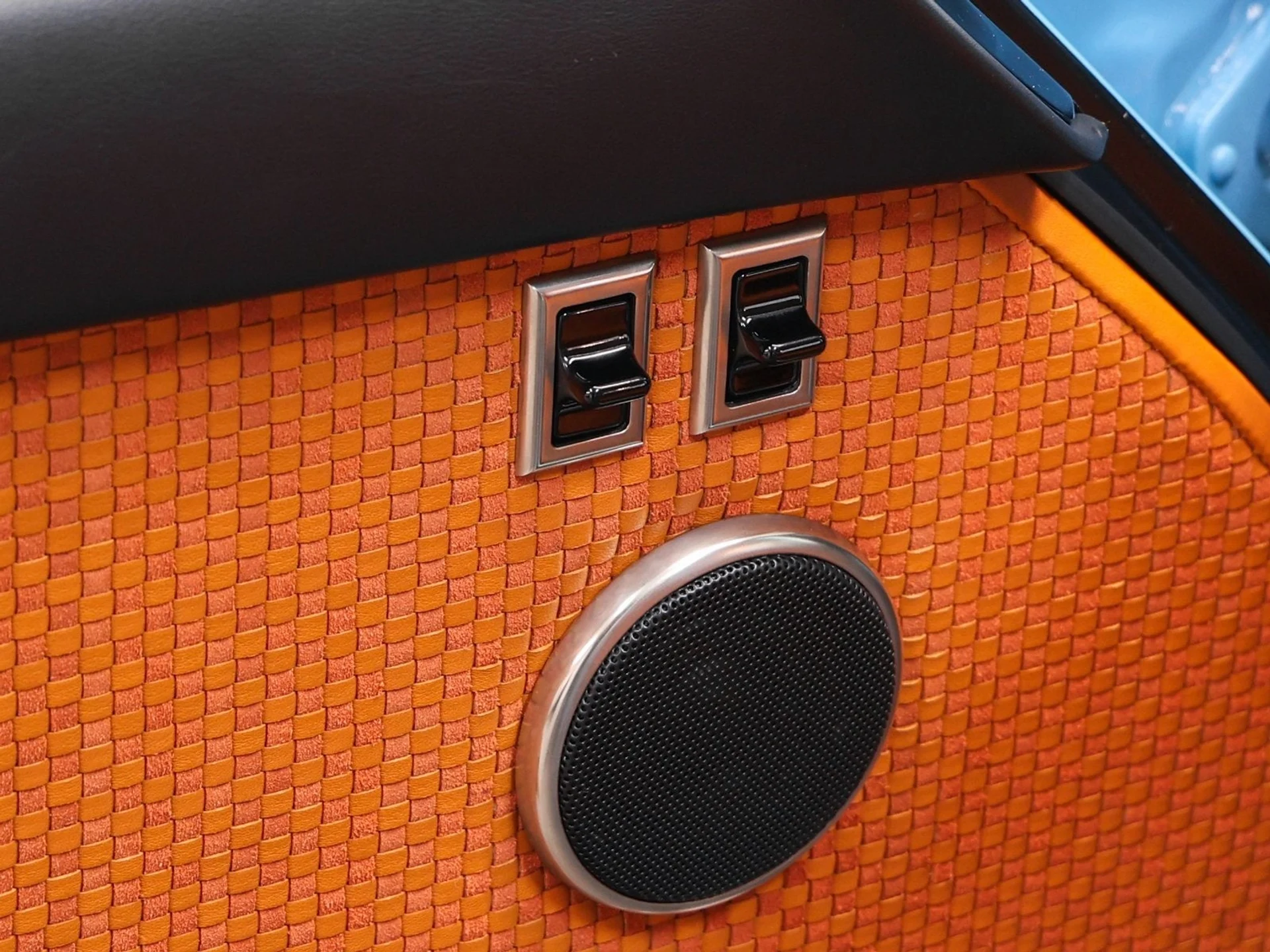 mph105_3524361395_106_efa98e5390