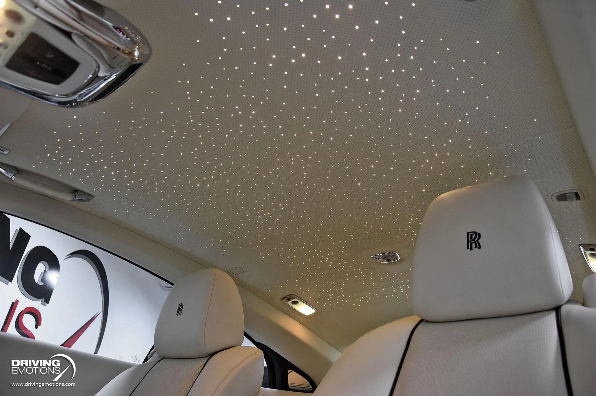 mph105_37508427_883_p106_l_2ab62f5162