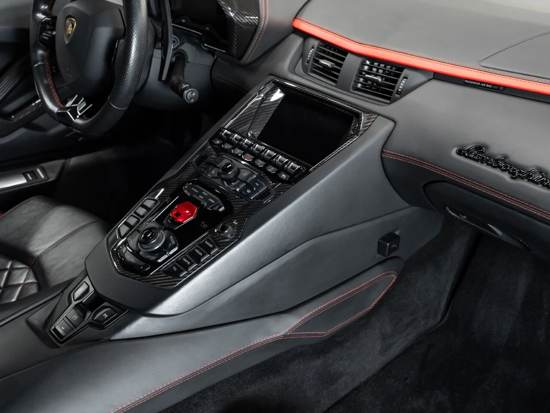 mph105_3779641341_lamborghini_aventador_2017_6bf284ef04