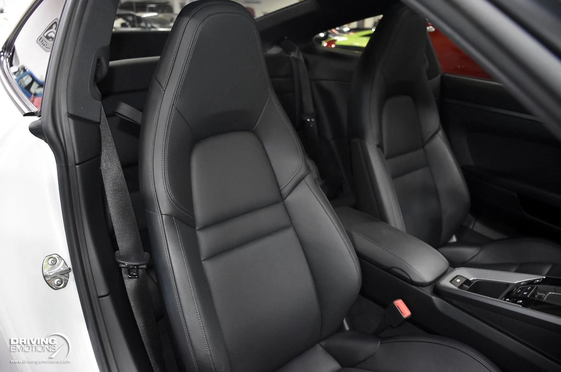 mph105_4063362243_865_p106_l_a5d8bf6bf0