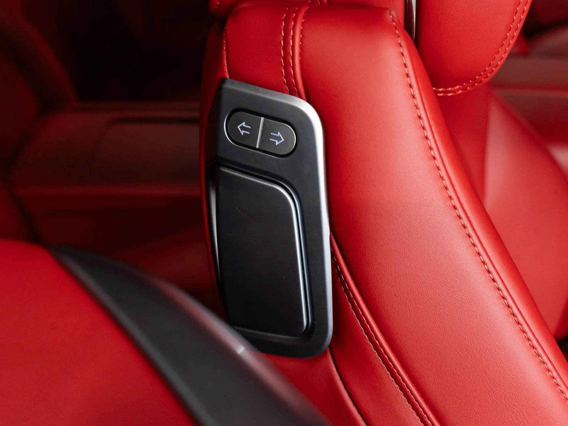 mph105_4258099403_bentley_continental_2020_bcf78e509a