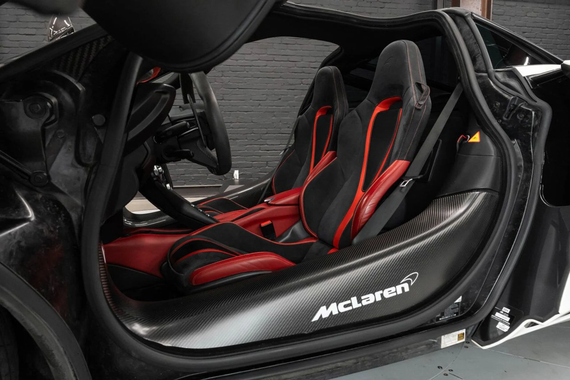 mph105_803756634_mclaren_720s_2018_d6bf0979e5